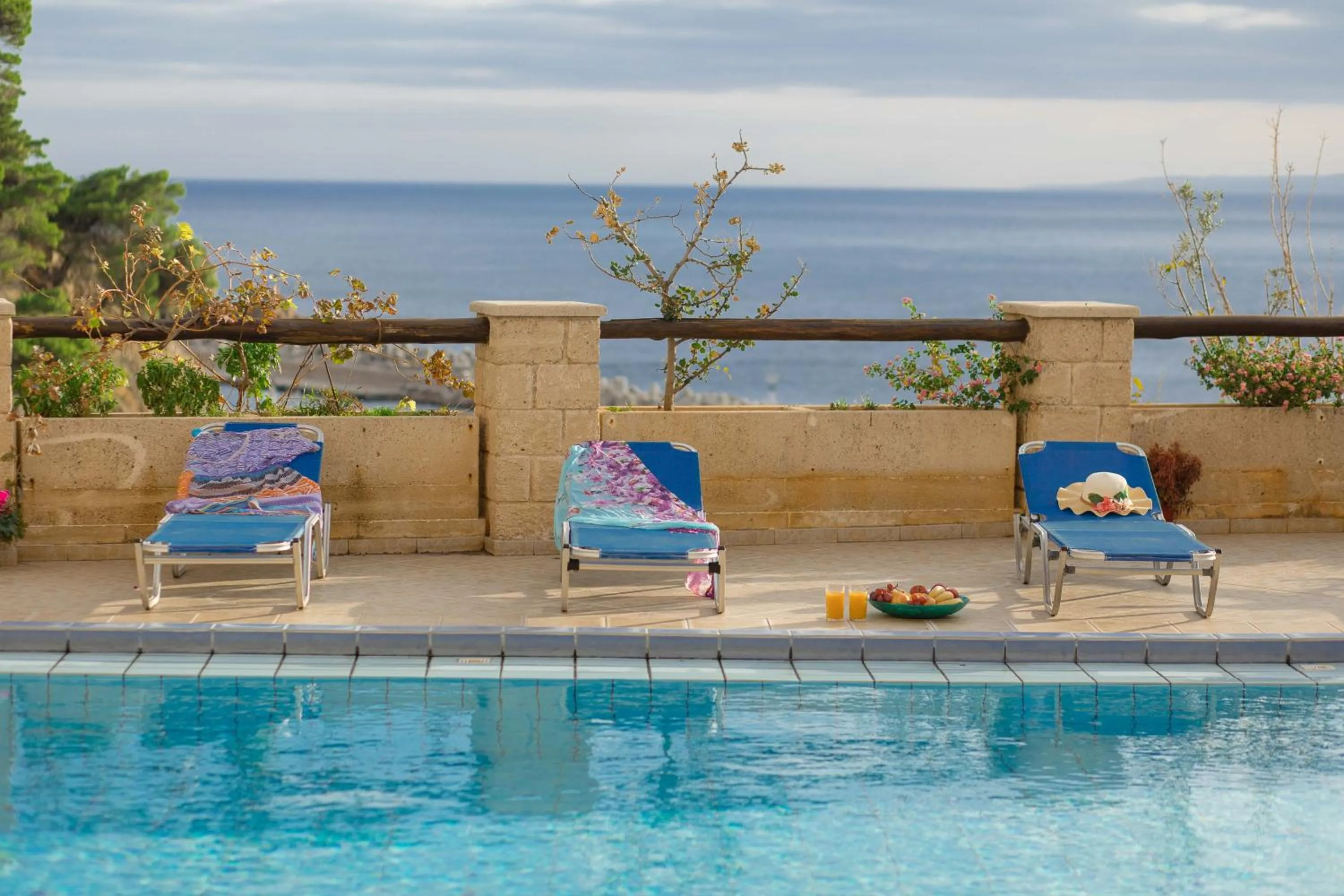 Swimming pool in Sfakian Horizon