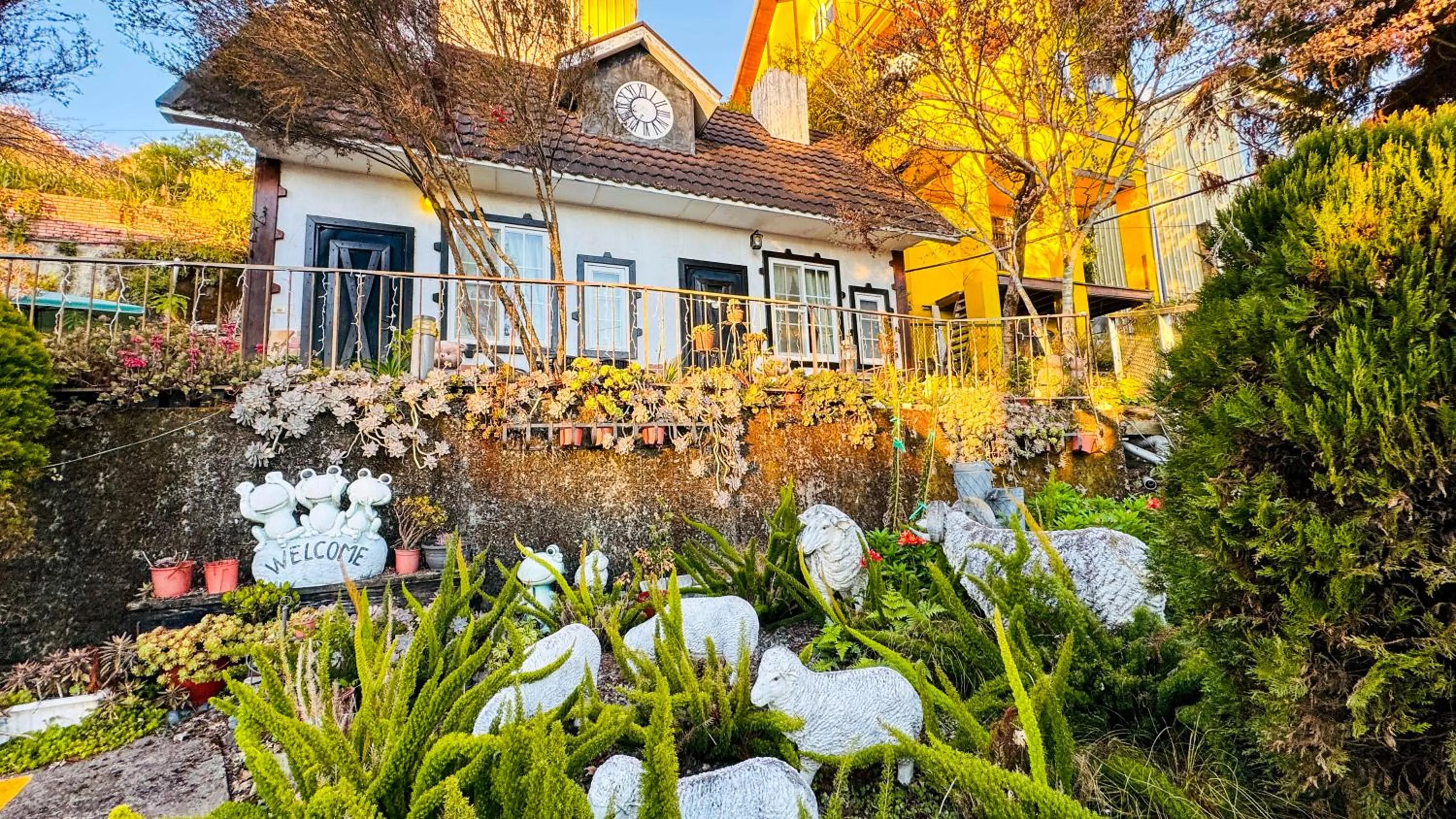 Property building in 31 Homestay