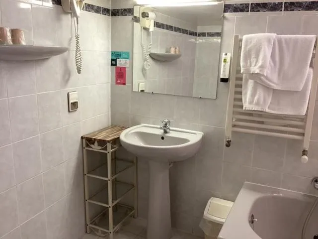 Logis Hôtel Restaurant de la Paix