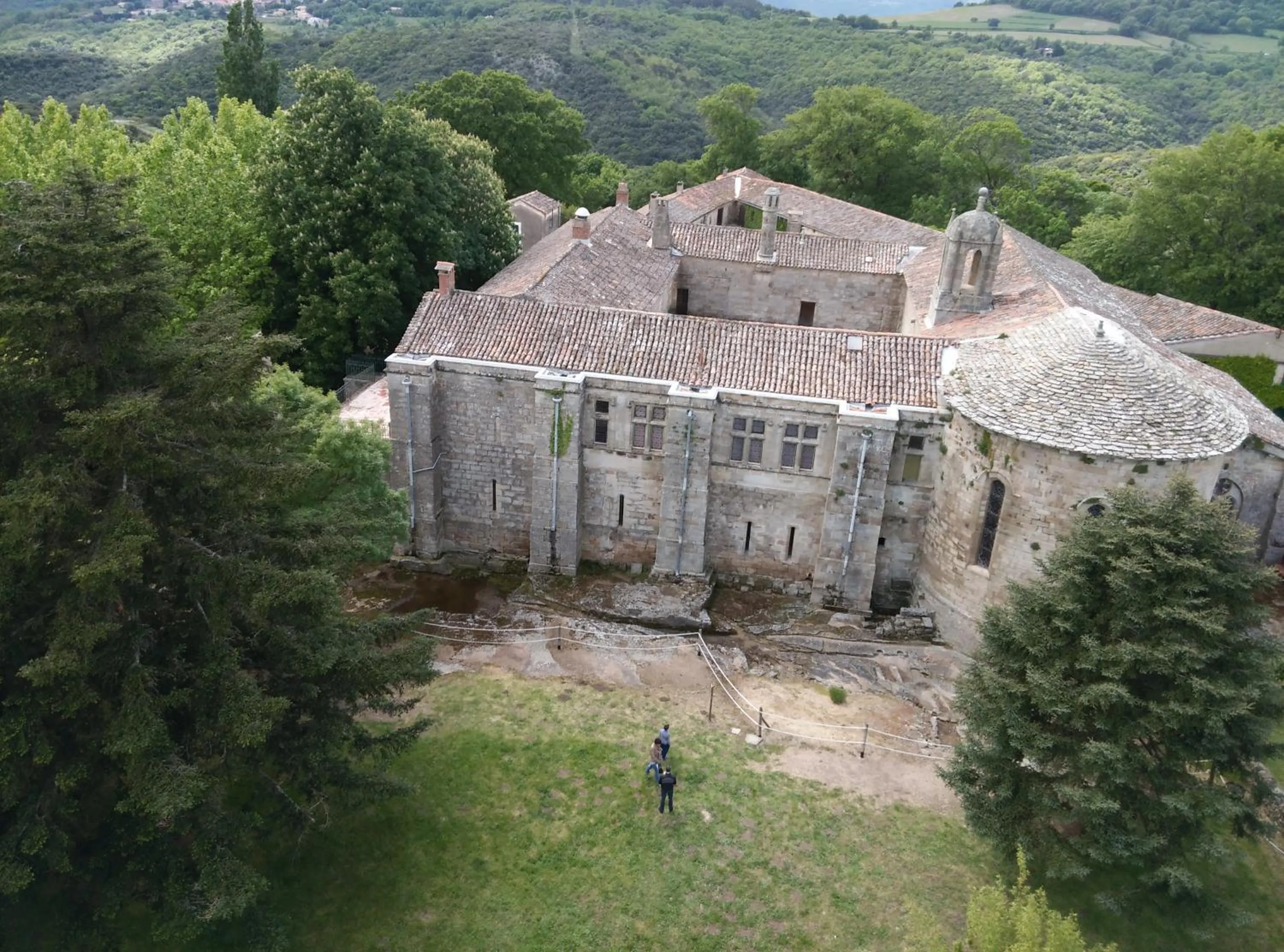 Nearby landmark in Logis Hôtel Restaurant de la Paix