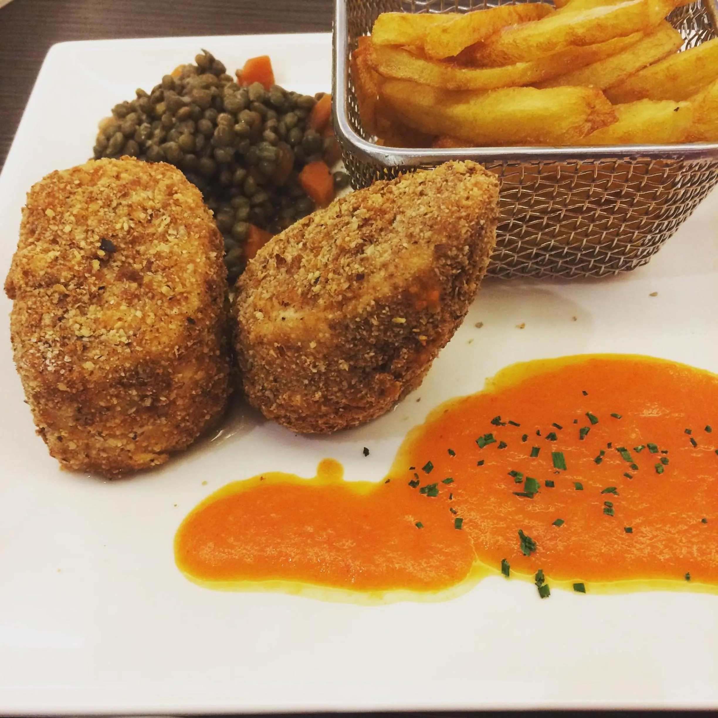 Food in Logis Hôtel Restaurant de la Paix