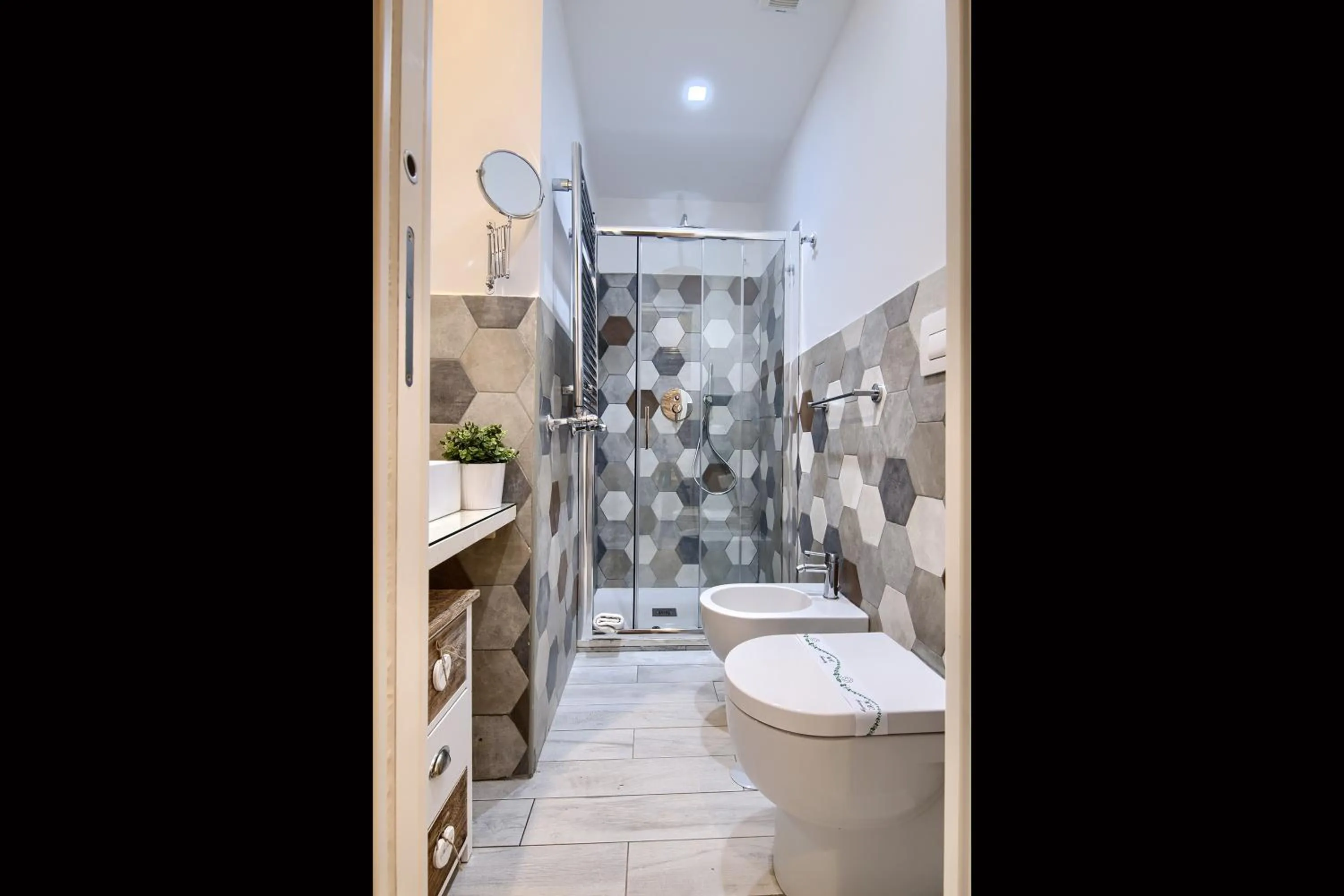 Bathroom in Relais Vatican Secret