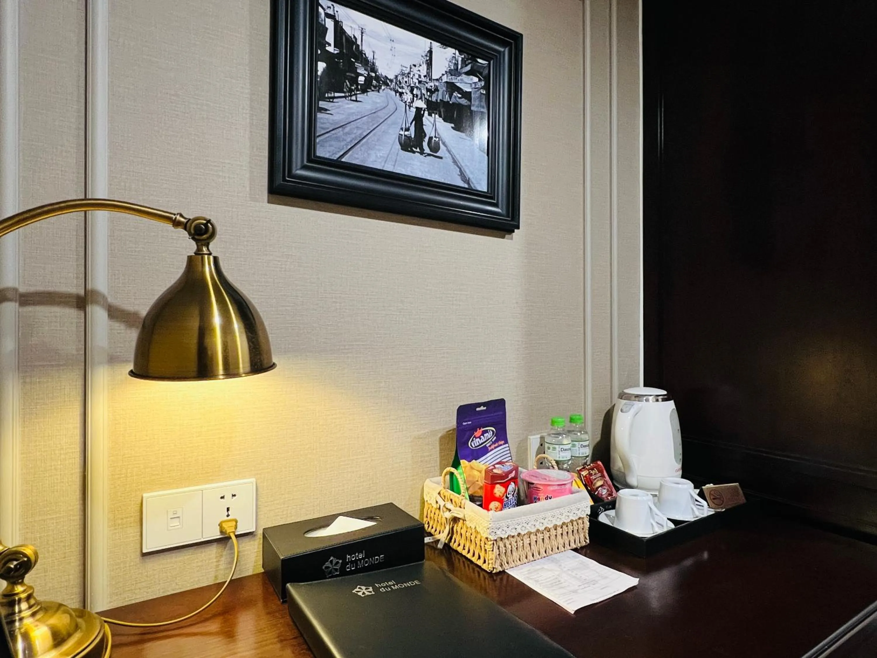 minibar in Hotel du Monde