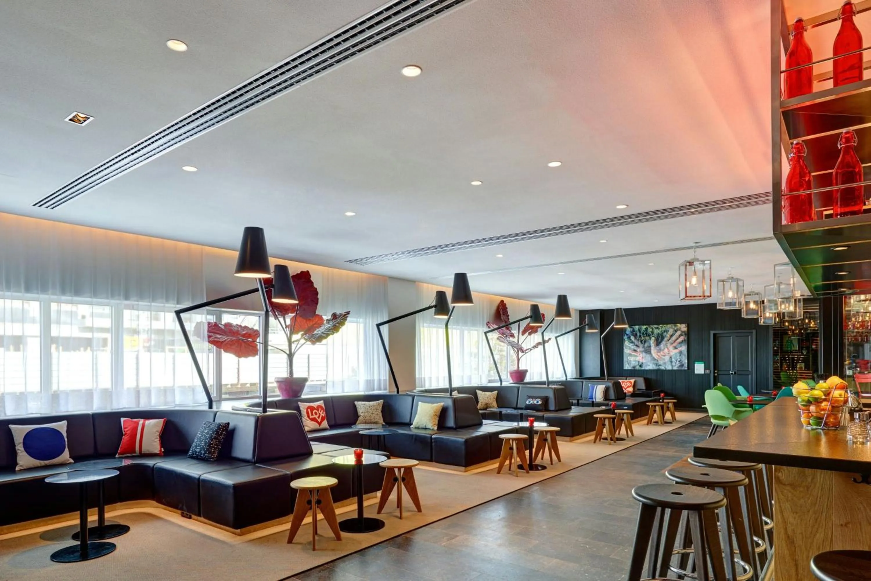 Lobby or reception in citizenM Paris Gare de Lyon