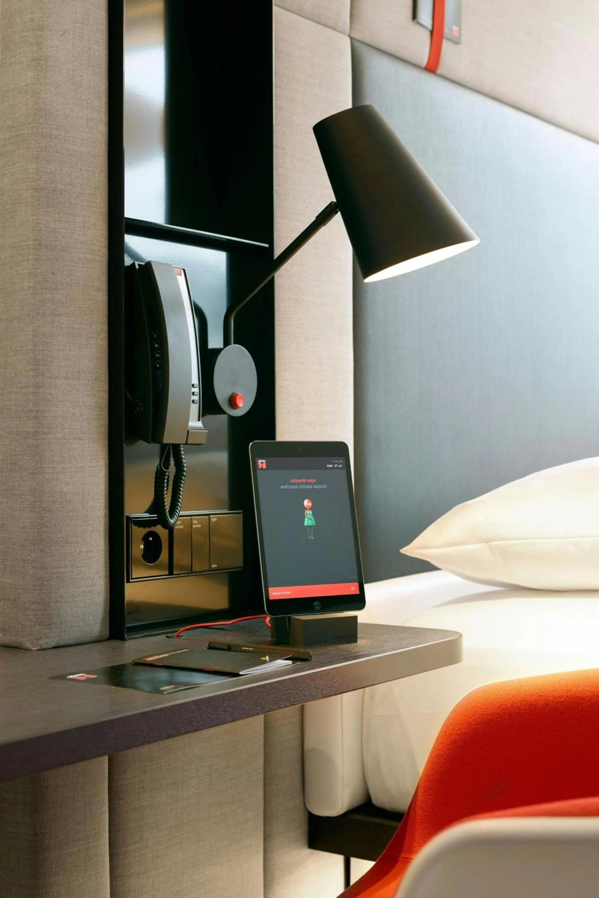 Bedroom, Bed in citizenM Paris Gare de Lyon