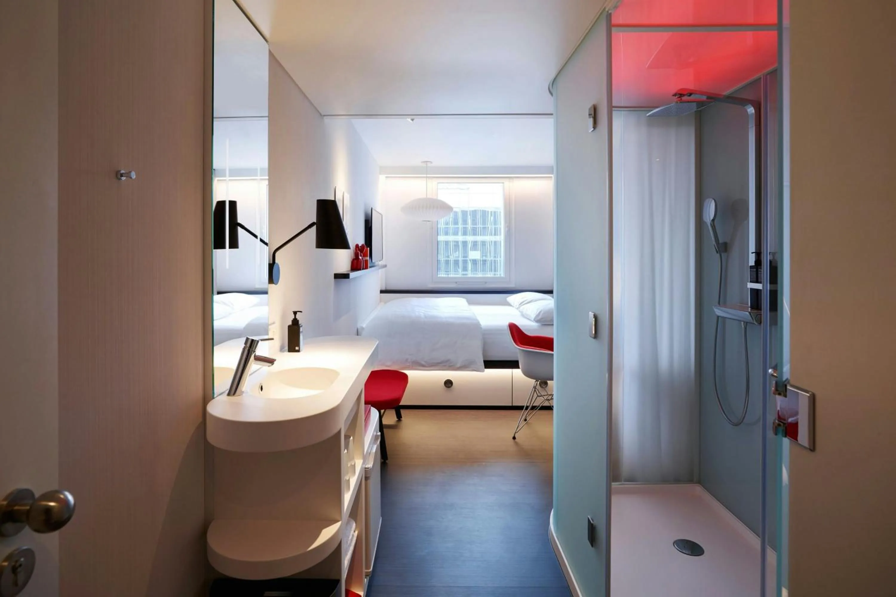 Bedroom, Bed in citizenM Paris Gare de Lyon