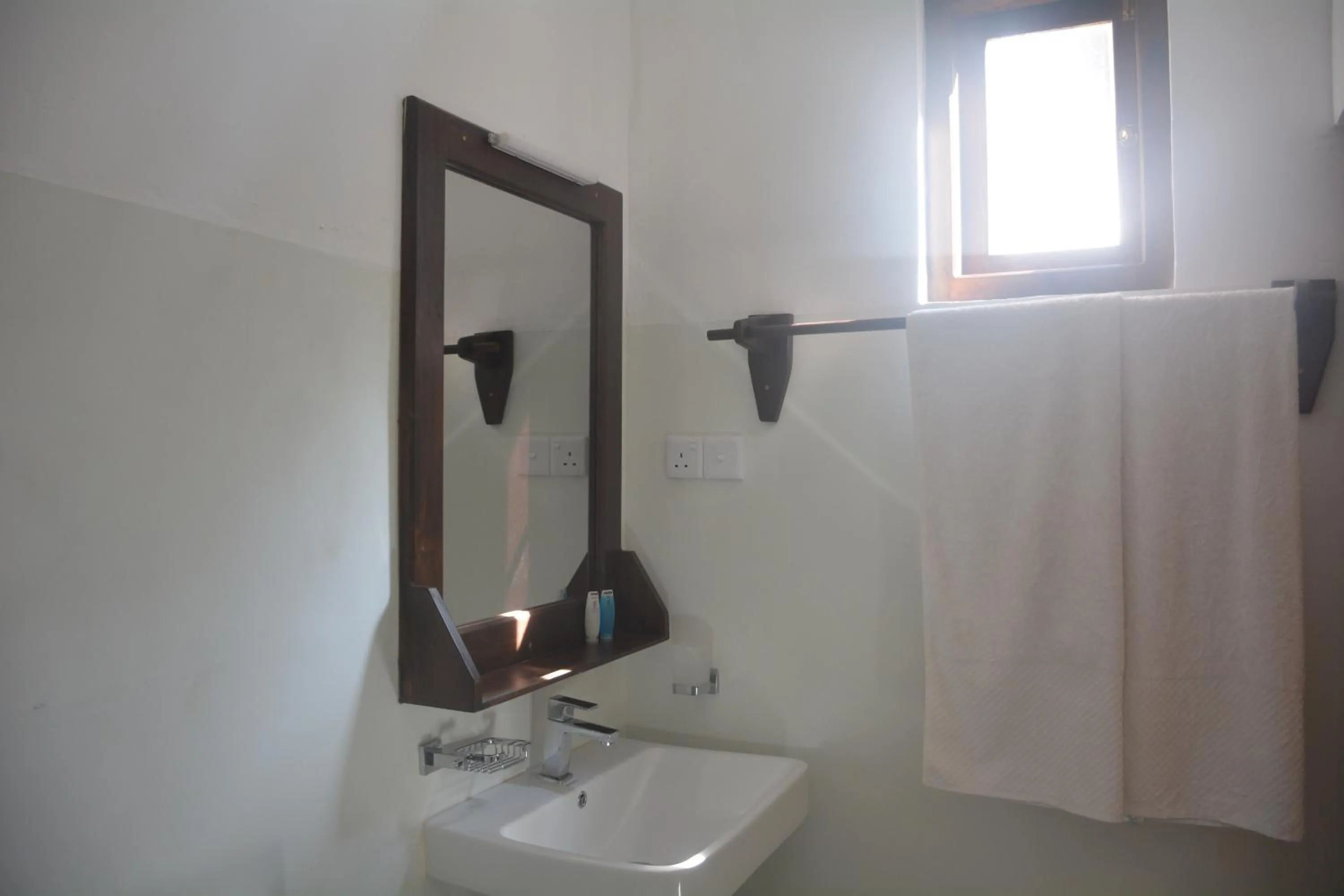 Bathroom in Shiva's Beach Cabanas