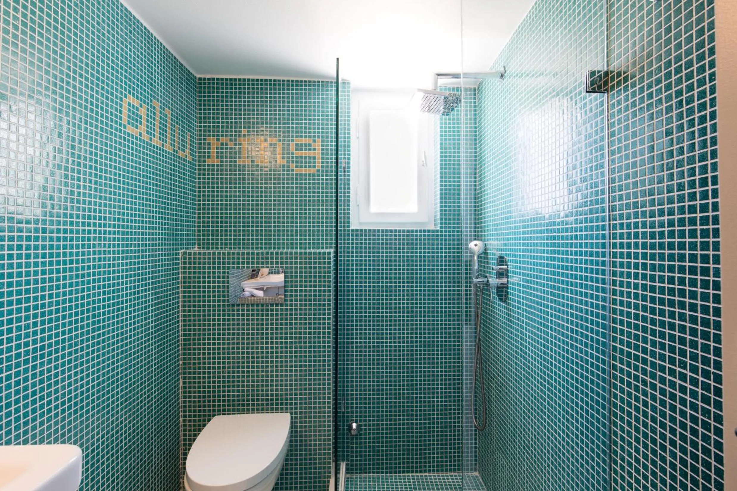 Bathroom in Acqua Vatos Paros Hotel