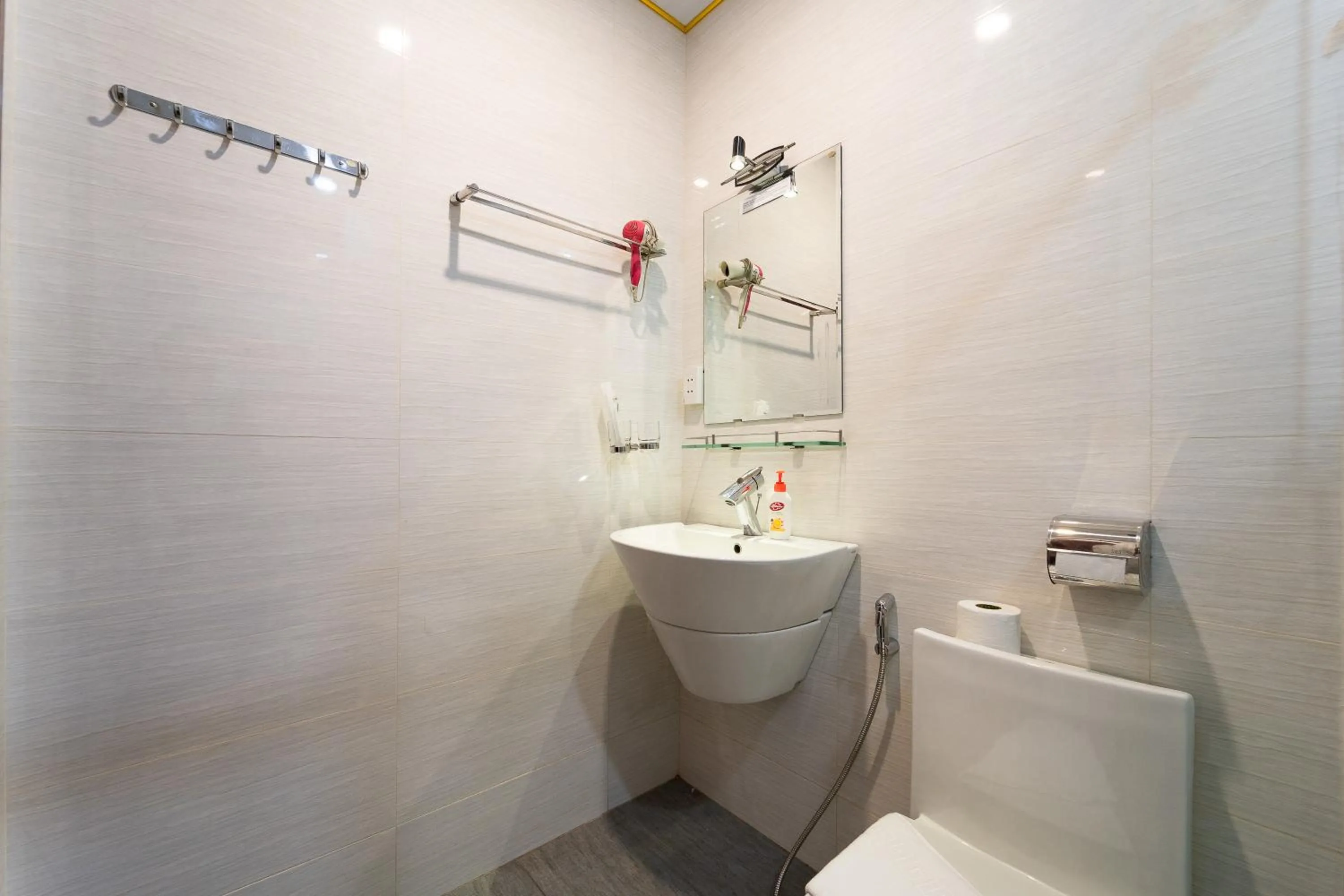 Bath in Diamond Luxury Ben Thanh