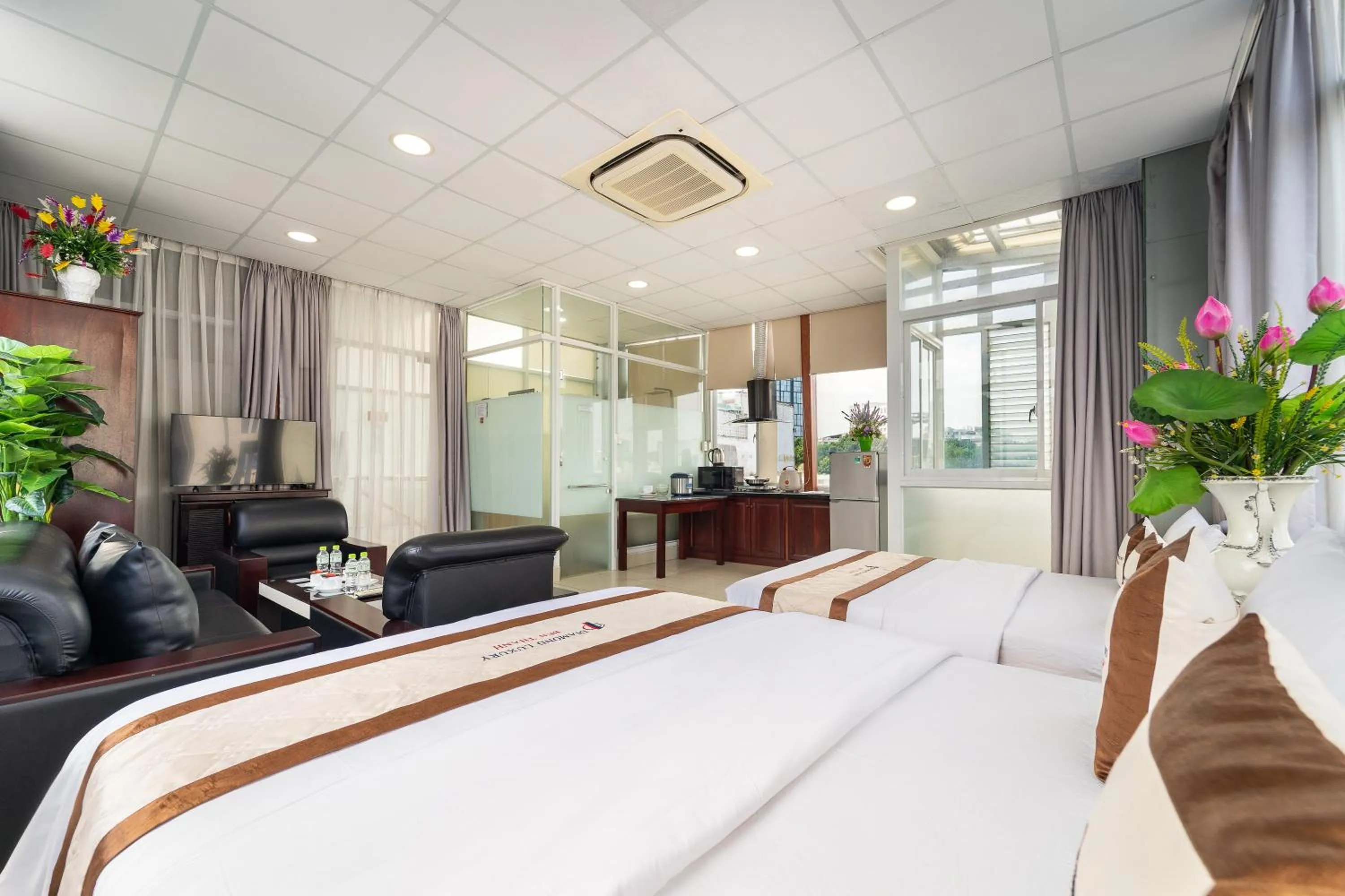 Bed in Diamond Luxury Ben Thanh