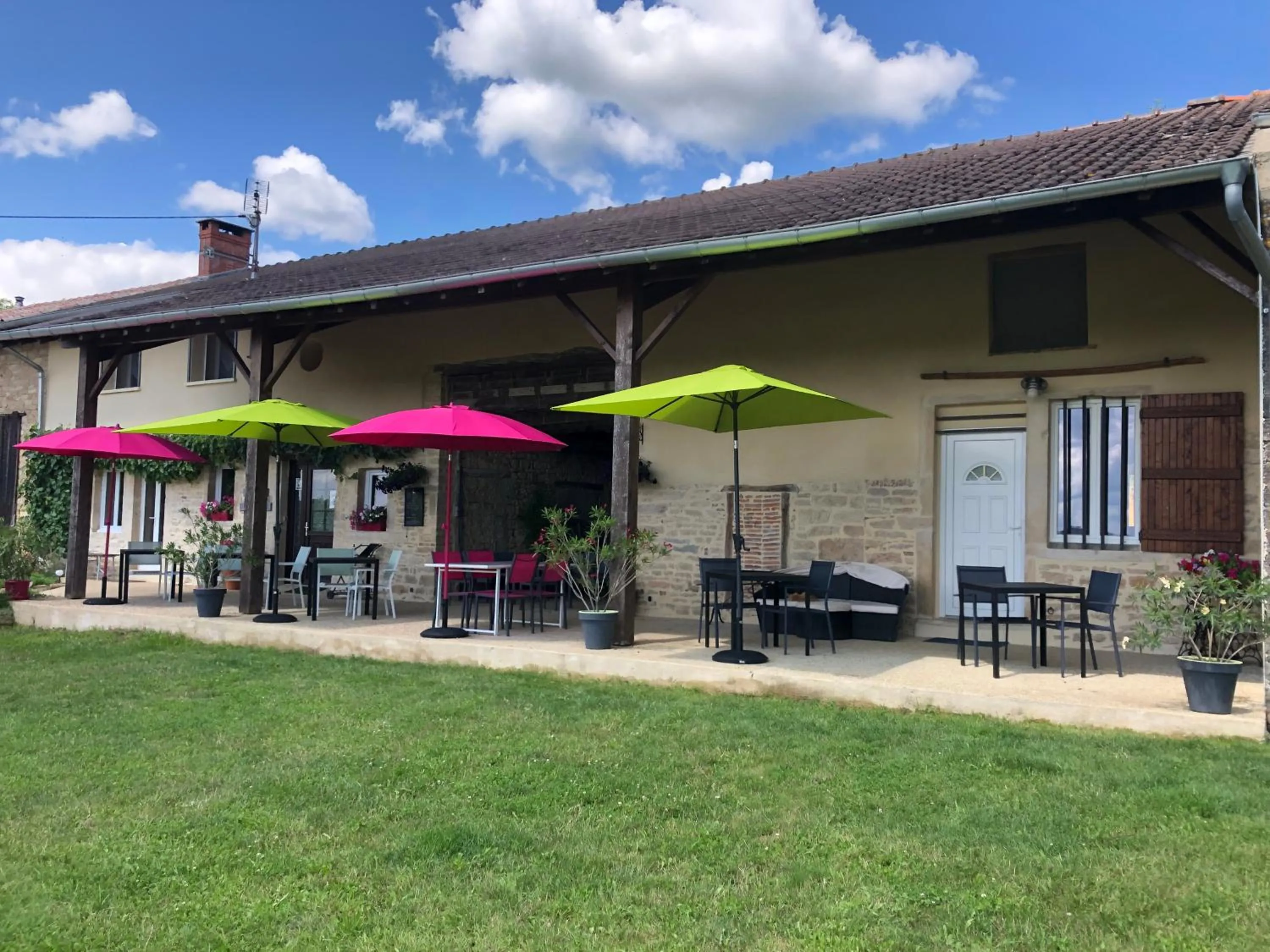 Patio in La Ferme du Bonheur