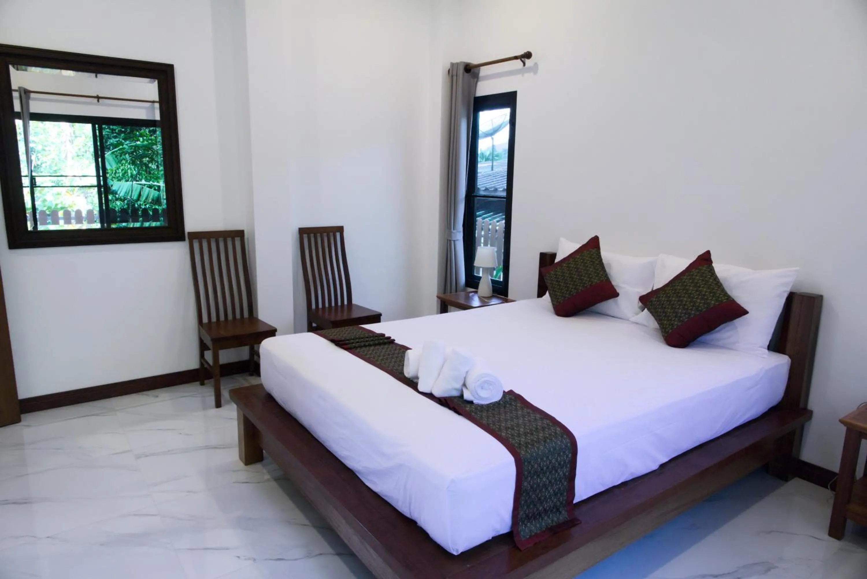 Bedroom, Bed in Chanapha Residence