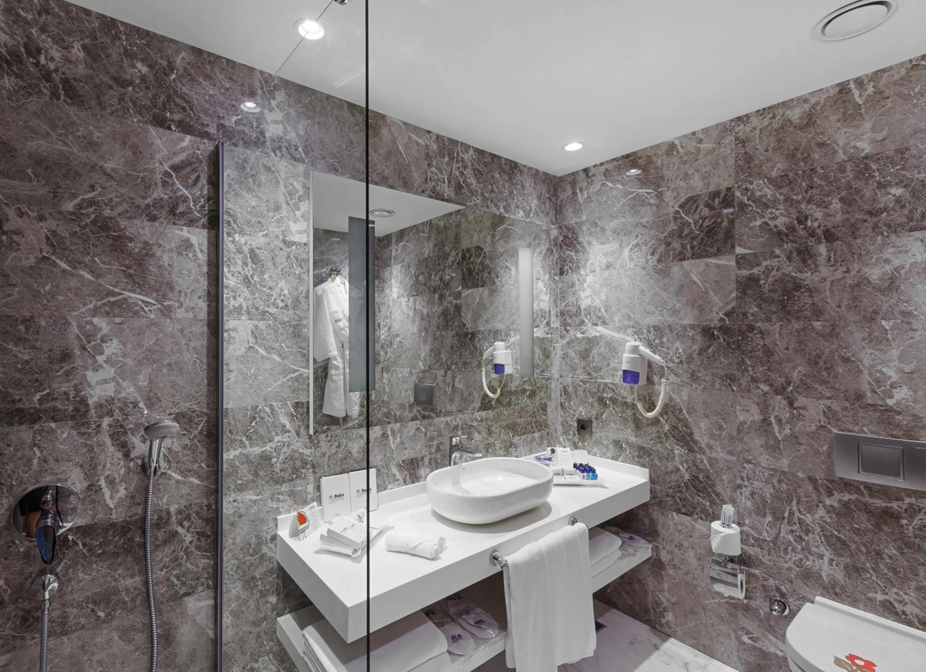Shower in Delta Hotels By Marriott Bodrum