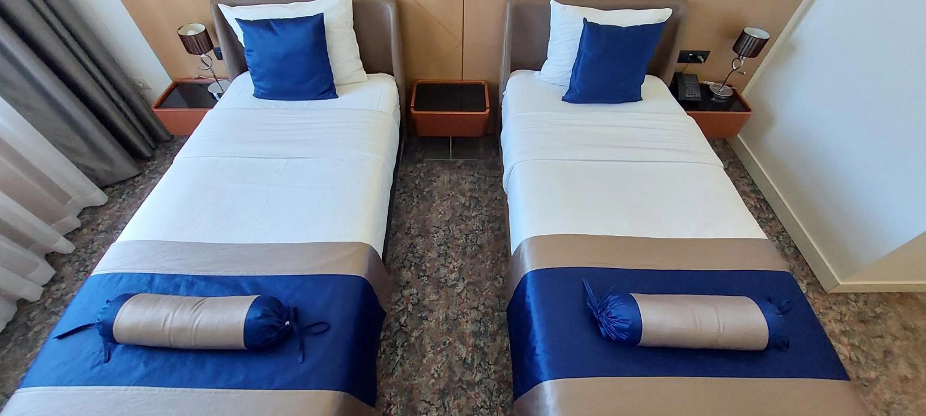 Bed in Hotel Austria & Bosna