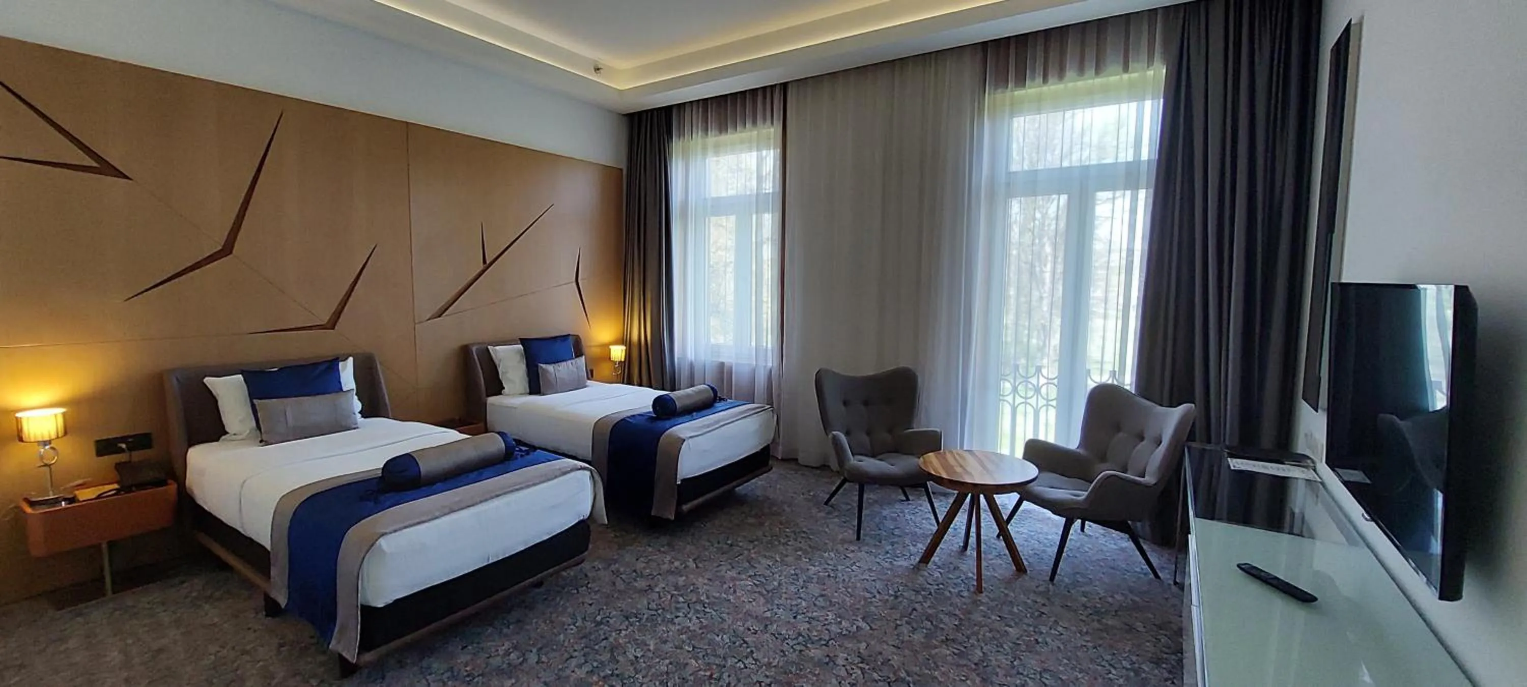 Bed in Hotel Austria & Bosna