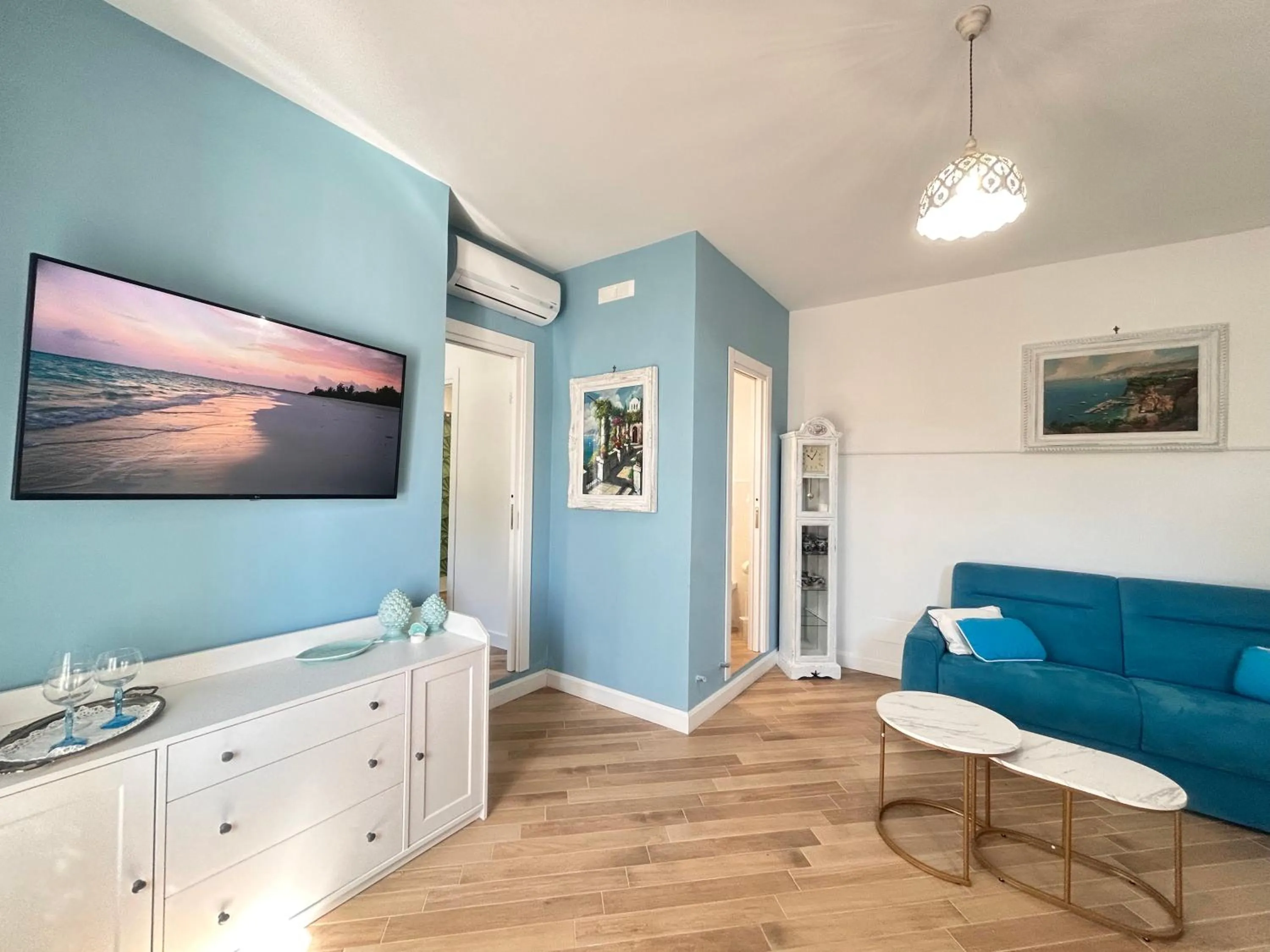 Staff in Villa Costanza sorrento B&b