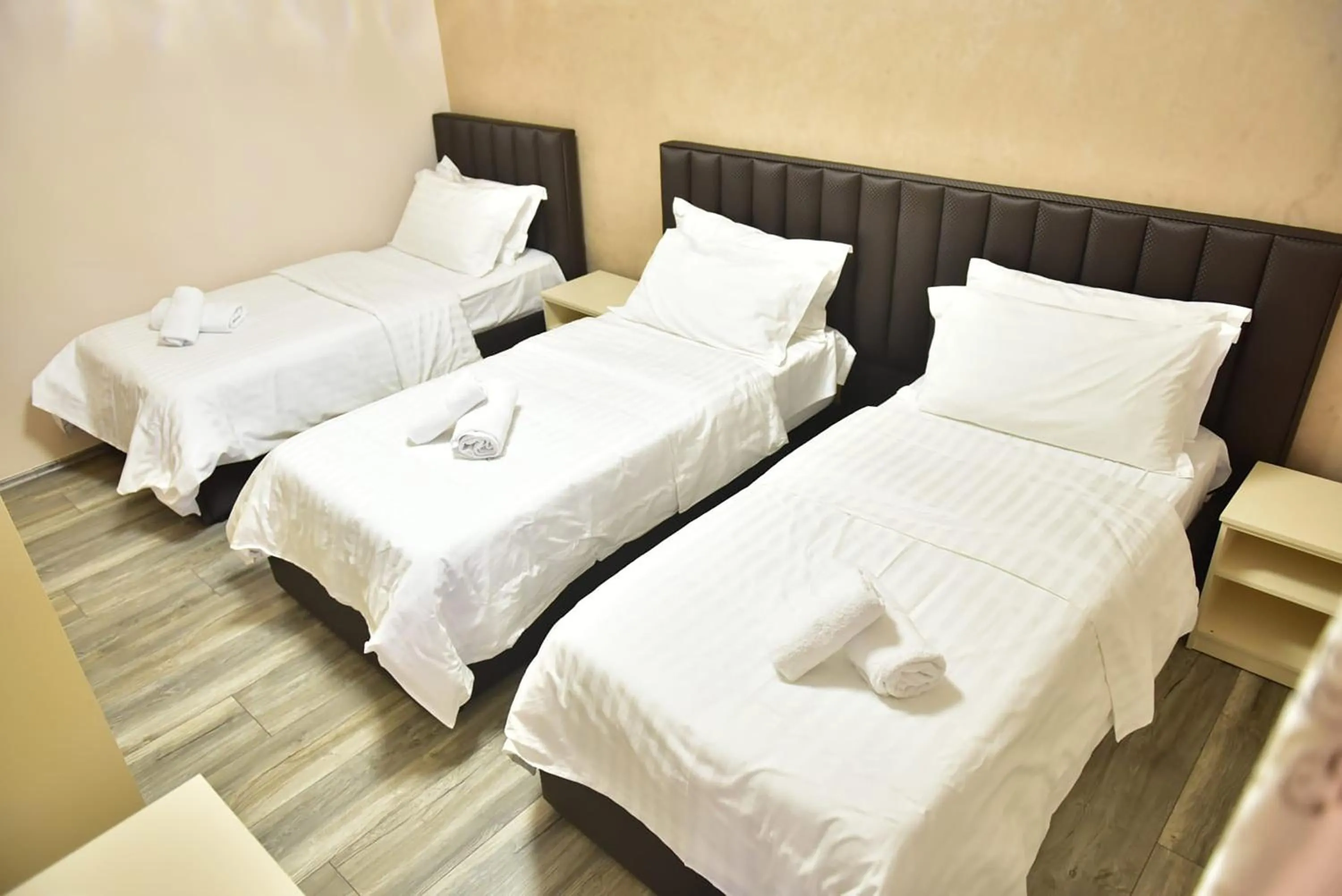 Photo of the whole room, Bed in Buna Park Hotel