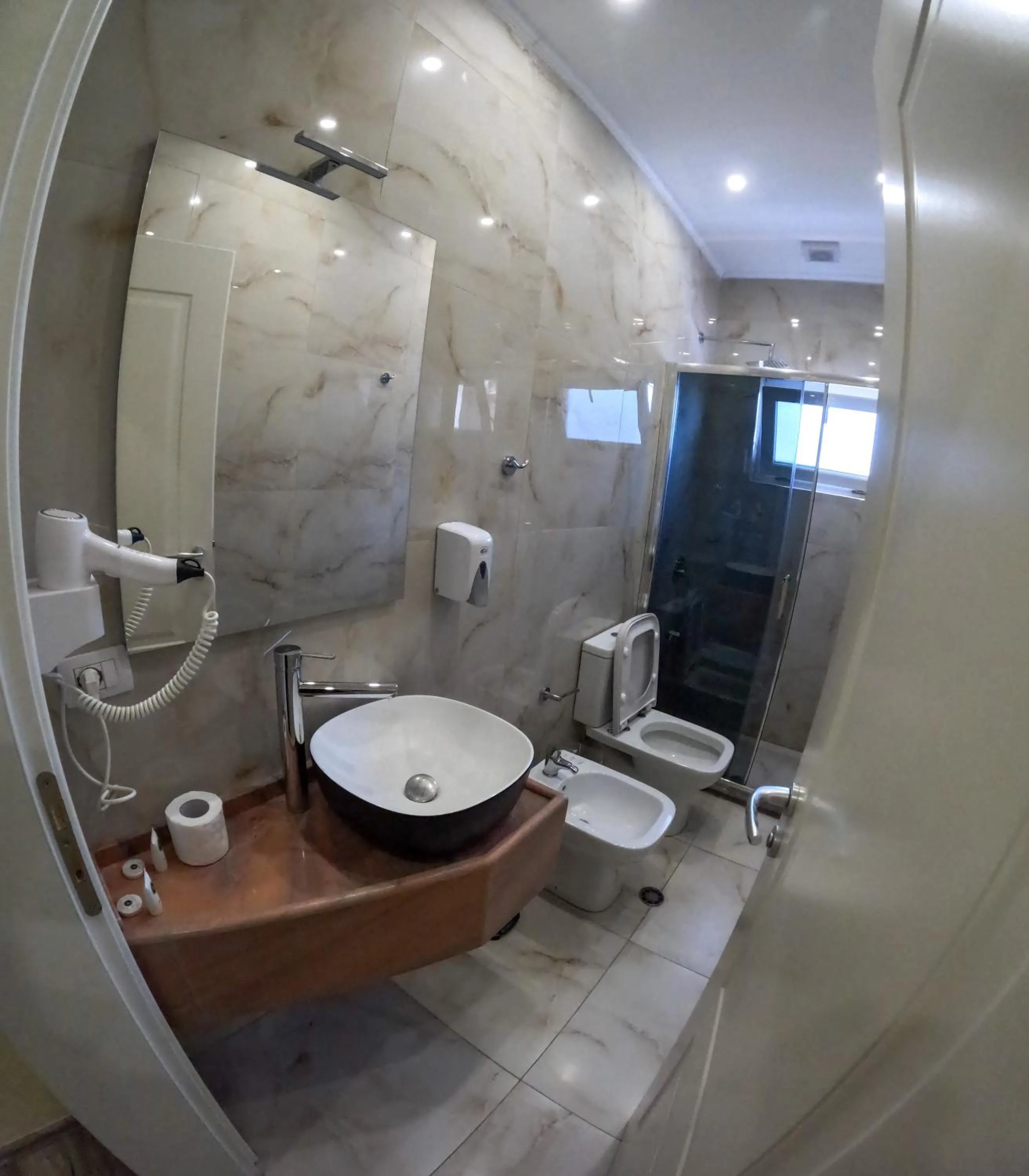 Bathroom in Buna Park Hotel