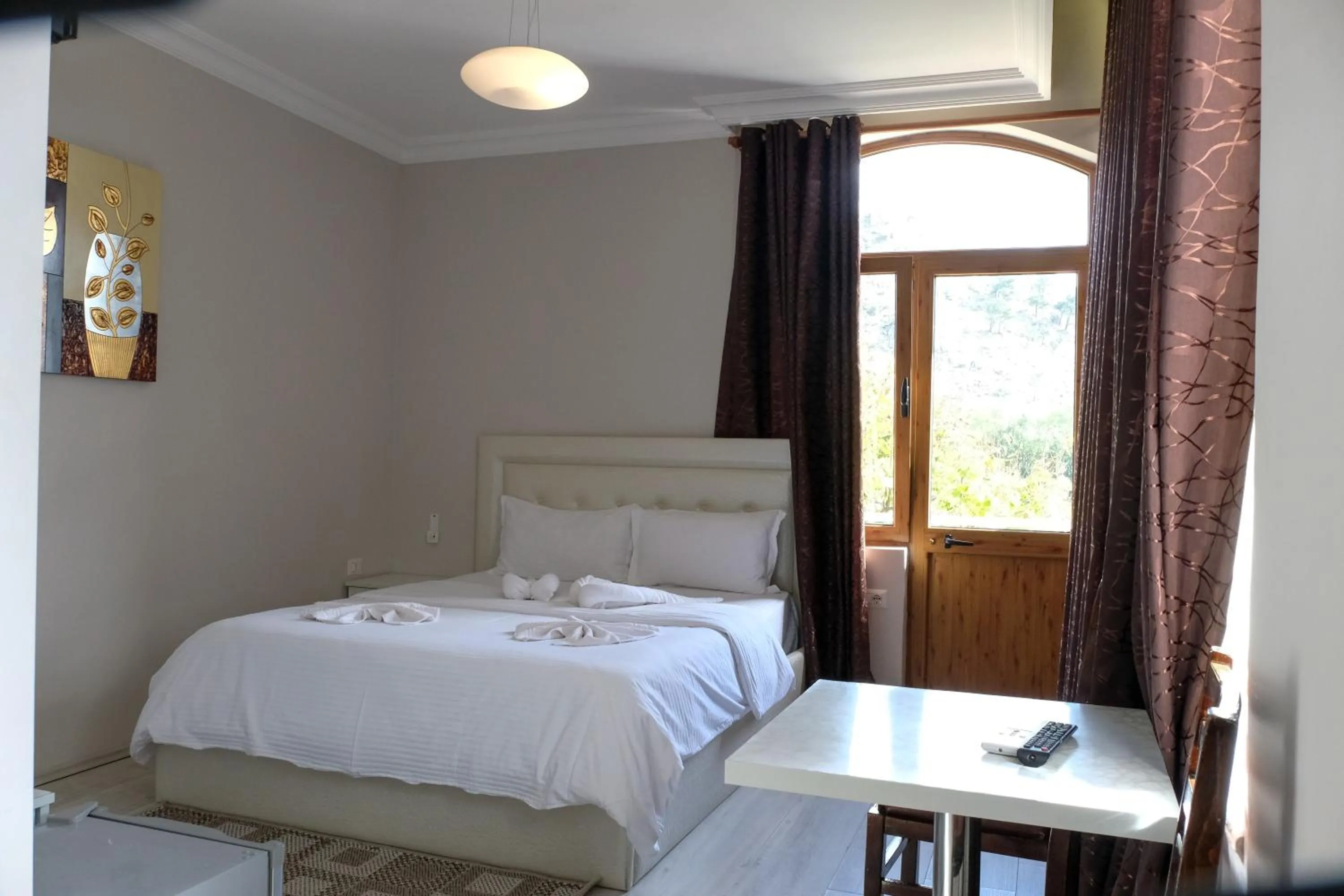 Photo of the whole room, Bed in Buna Park Hotel