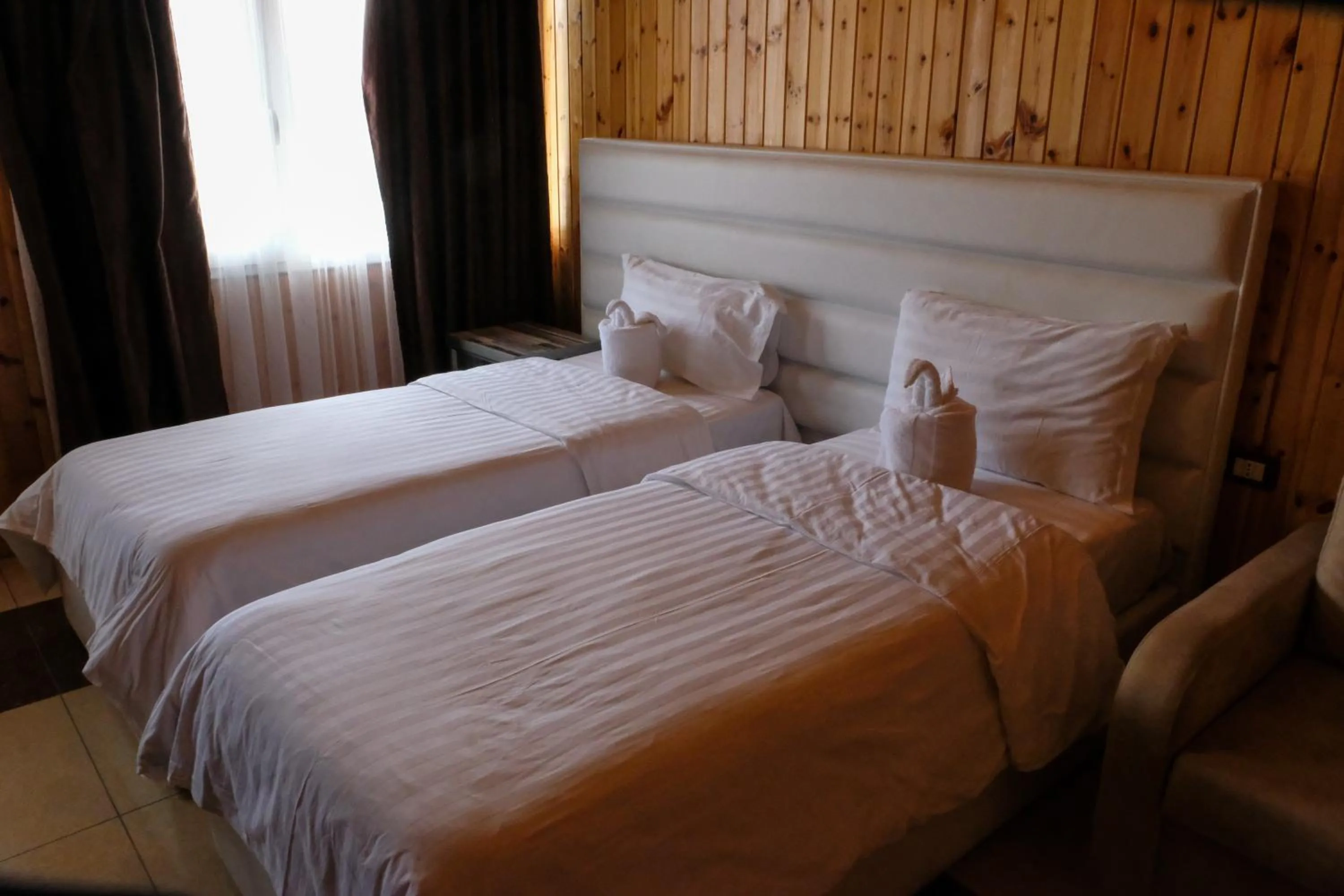 Photo of the whole room, Bed in Buna Park Hotel