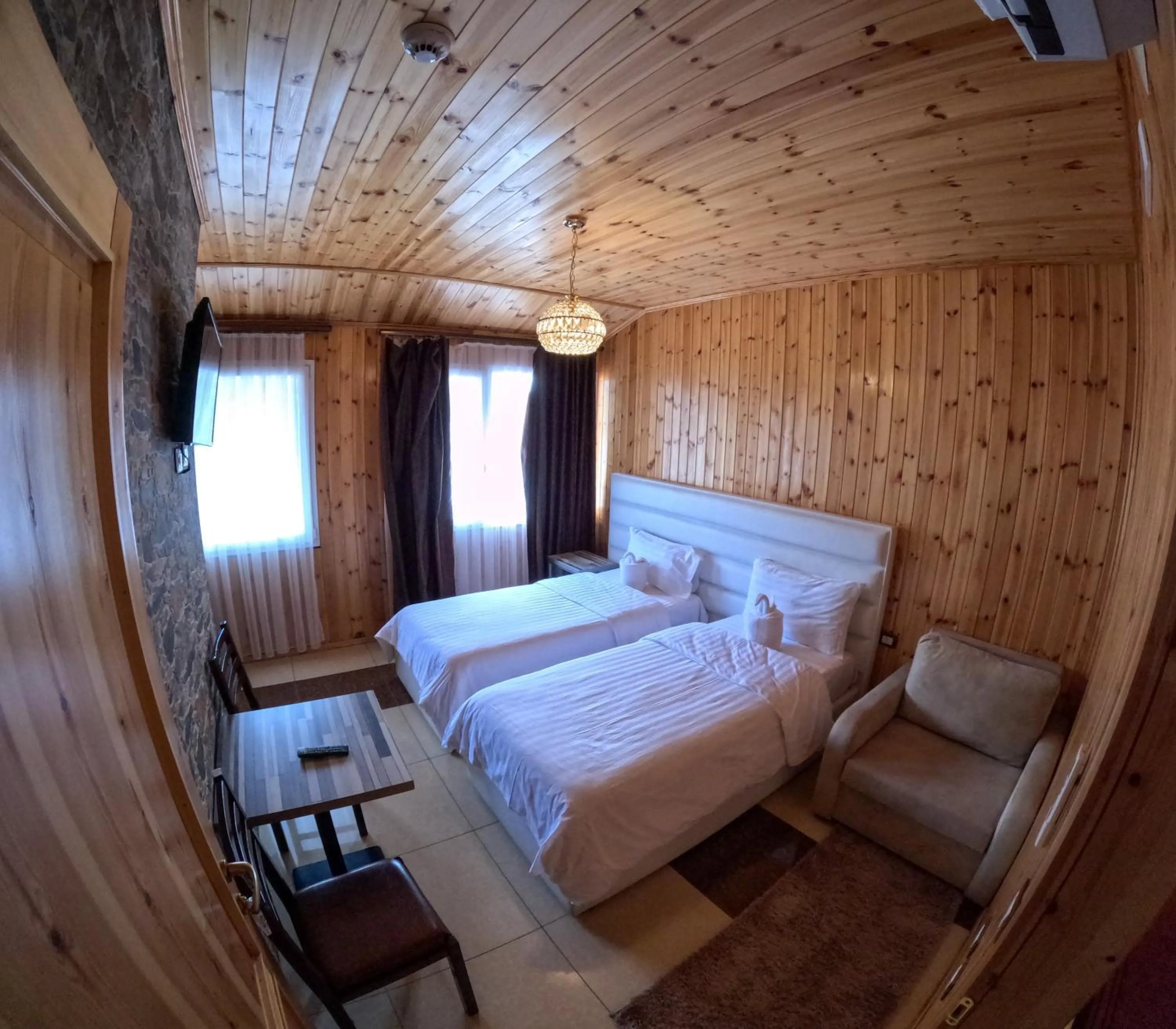 Bed in Buna Park Hotel