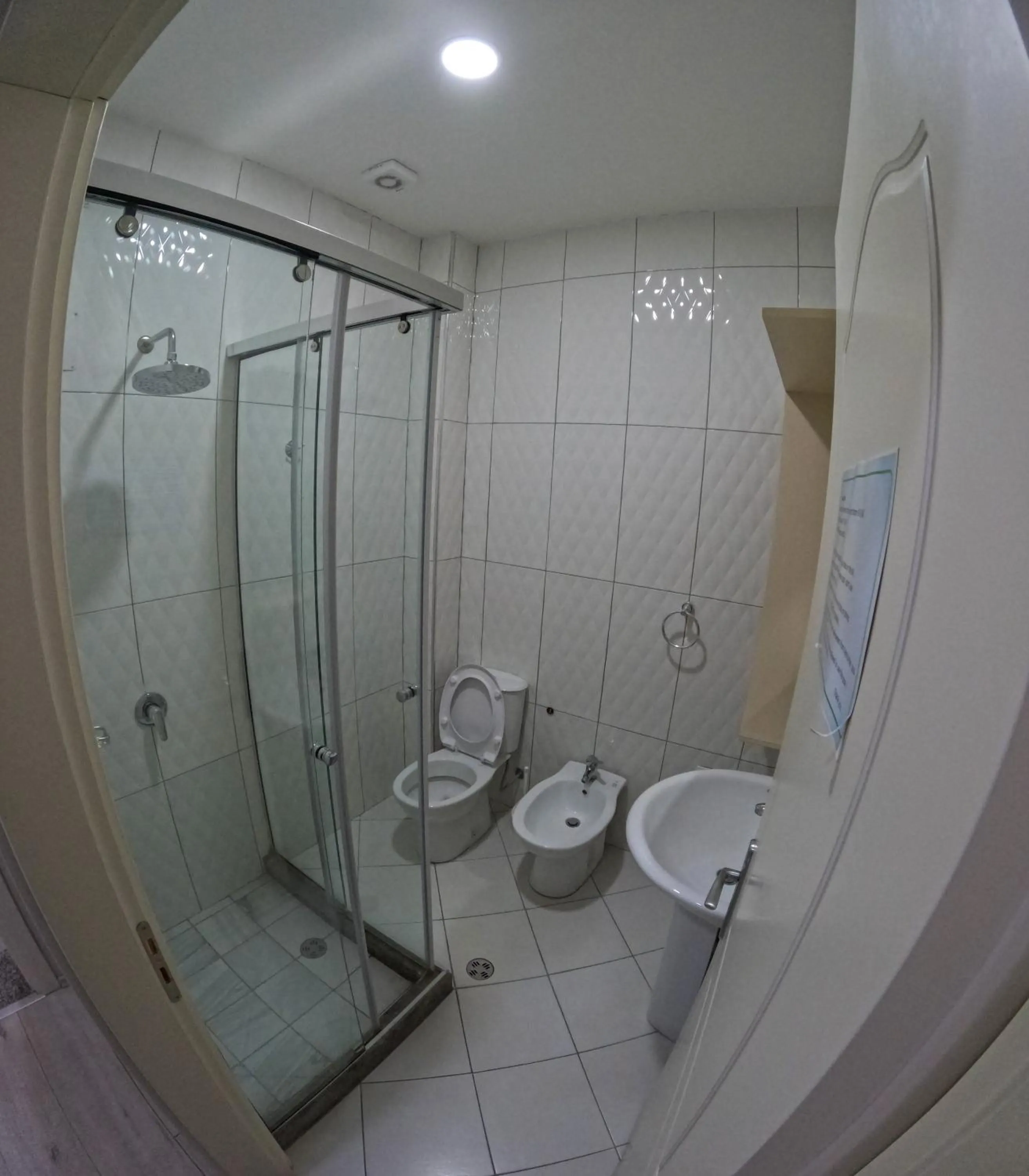 Bathroom in Buna Park Hotel