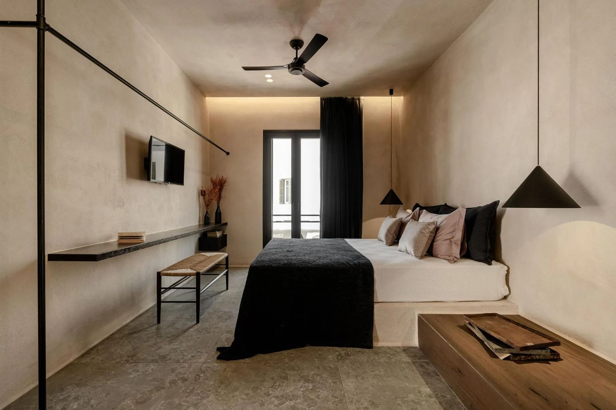 Photo of the whole room, Bed in Emery Hotel