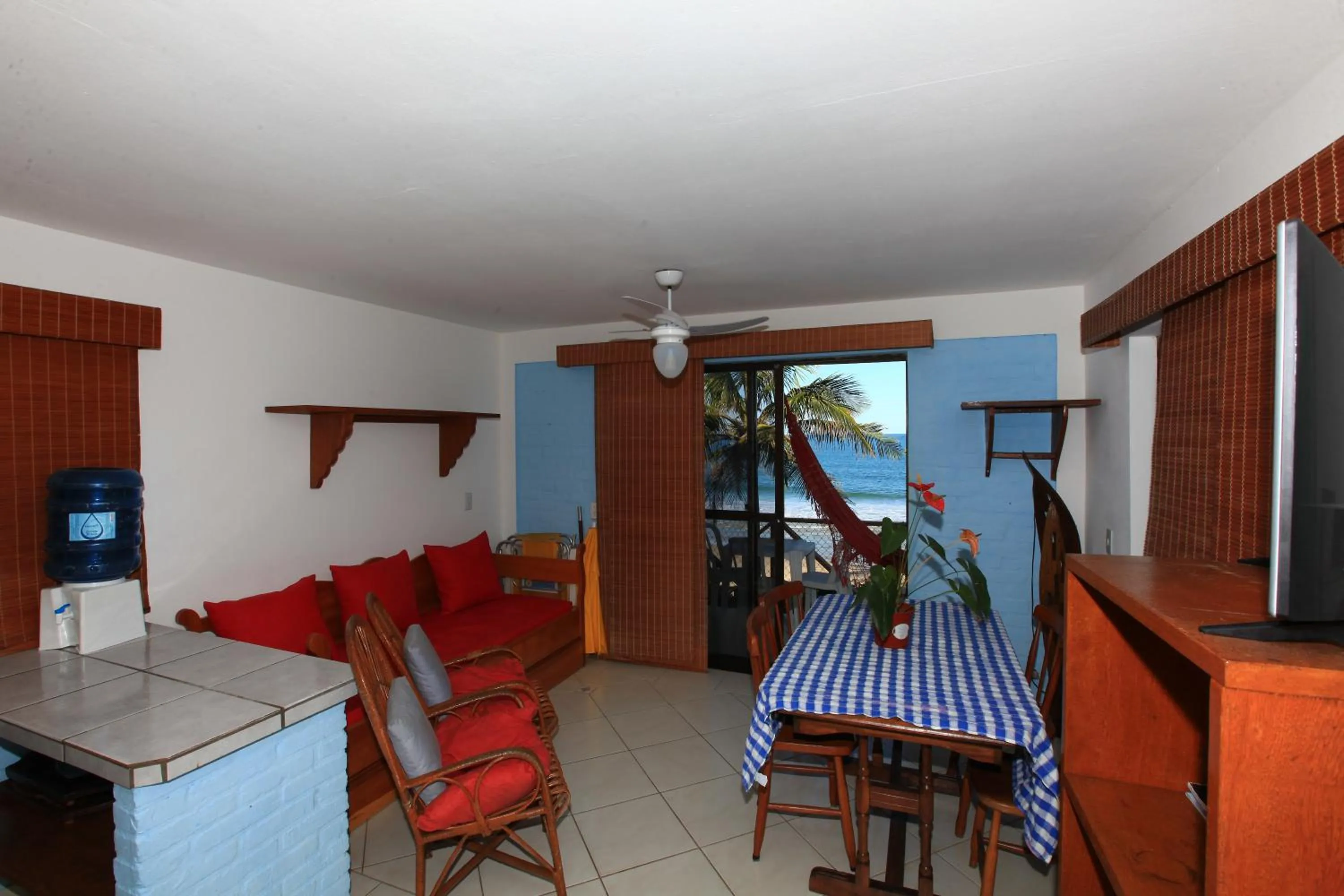 Dining area in Pousada Hibisco