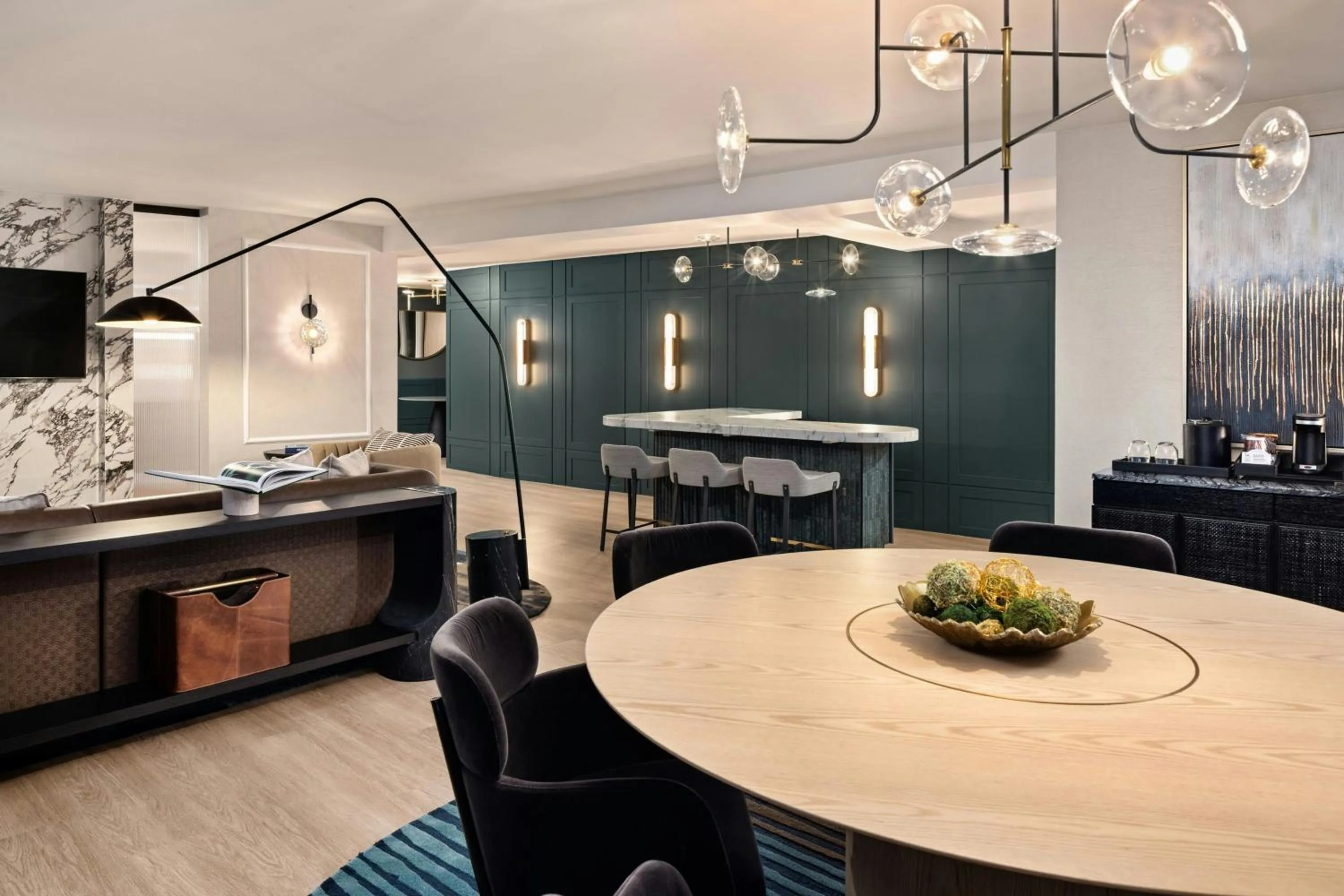 Bedroom in Sheraton Minneapolis Downtown Convention Center