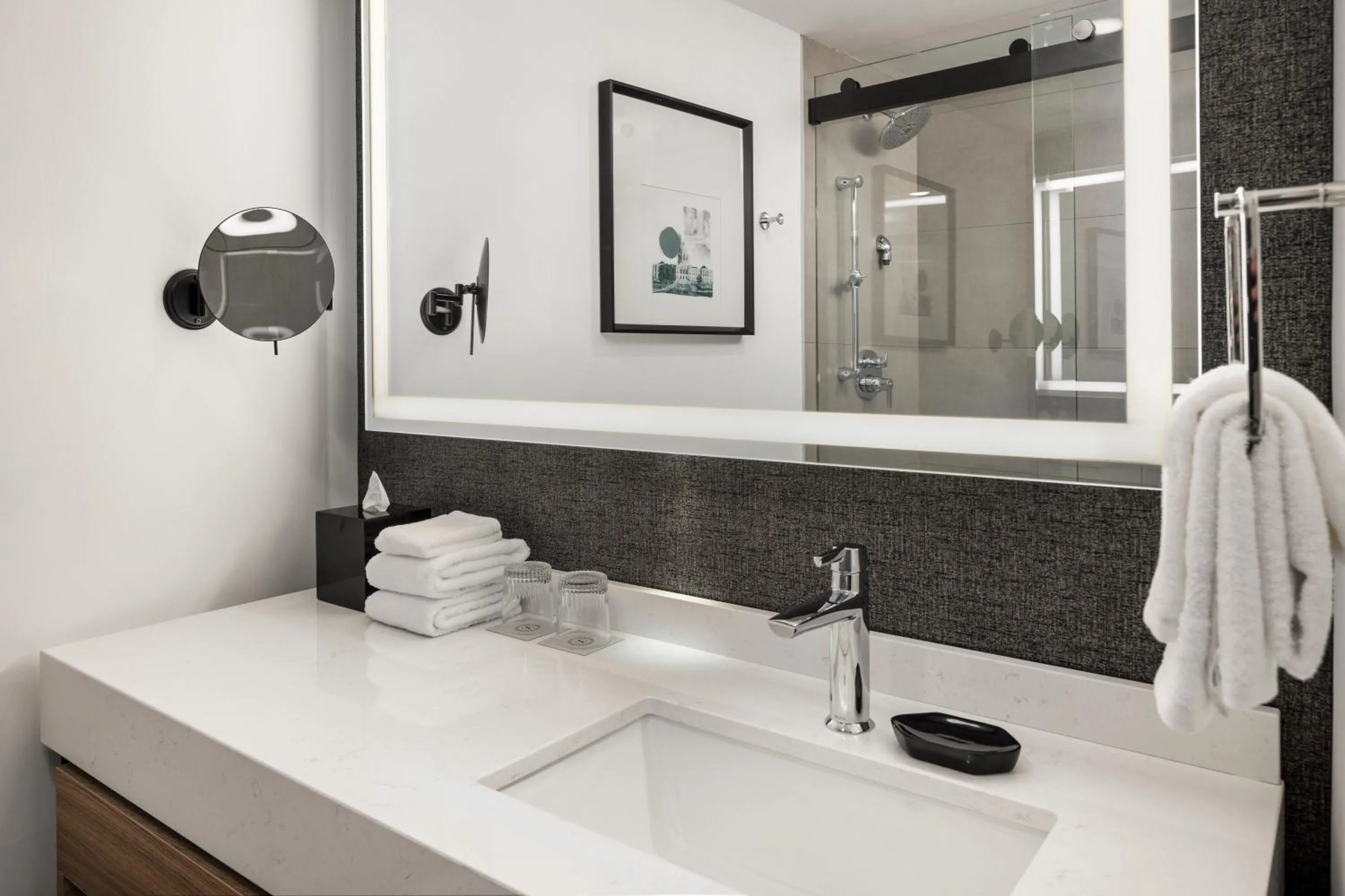 Bathroom in Sheraton Minneapolis Downtown Convention Center