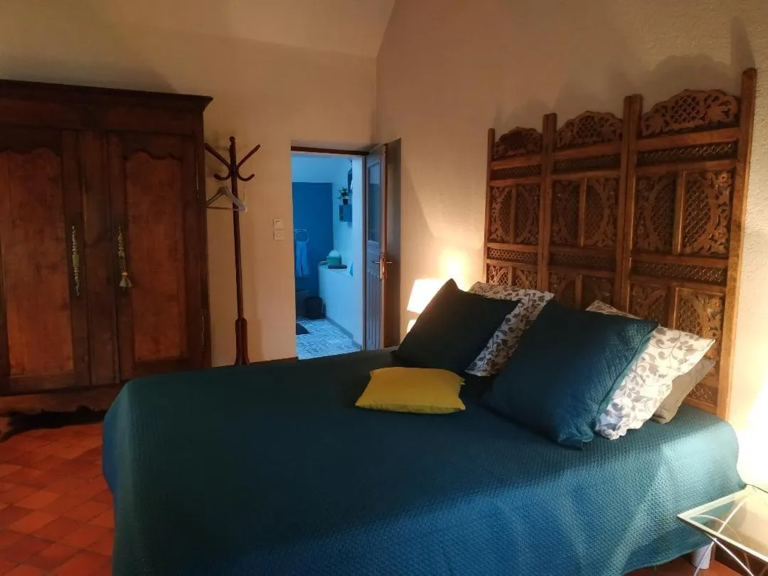 Photo of the whole room, Bed in closerie des laudieres