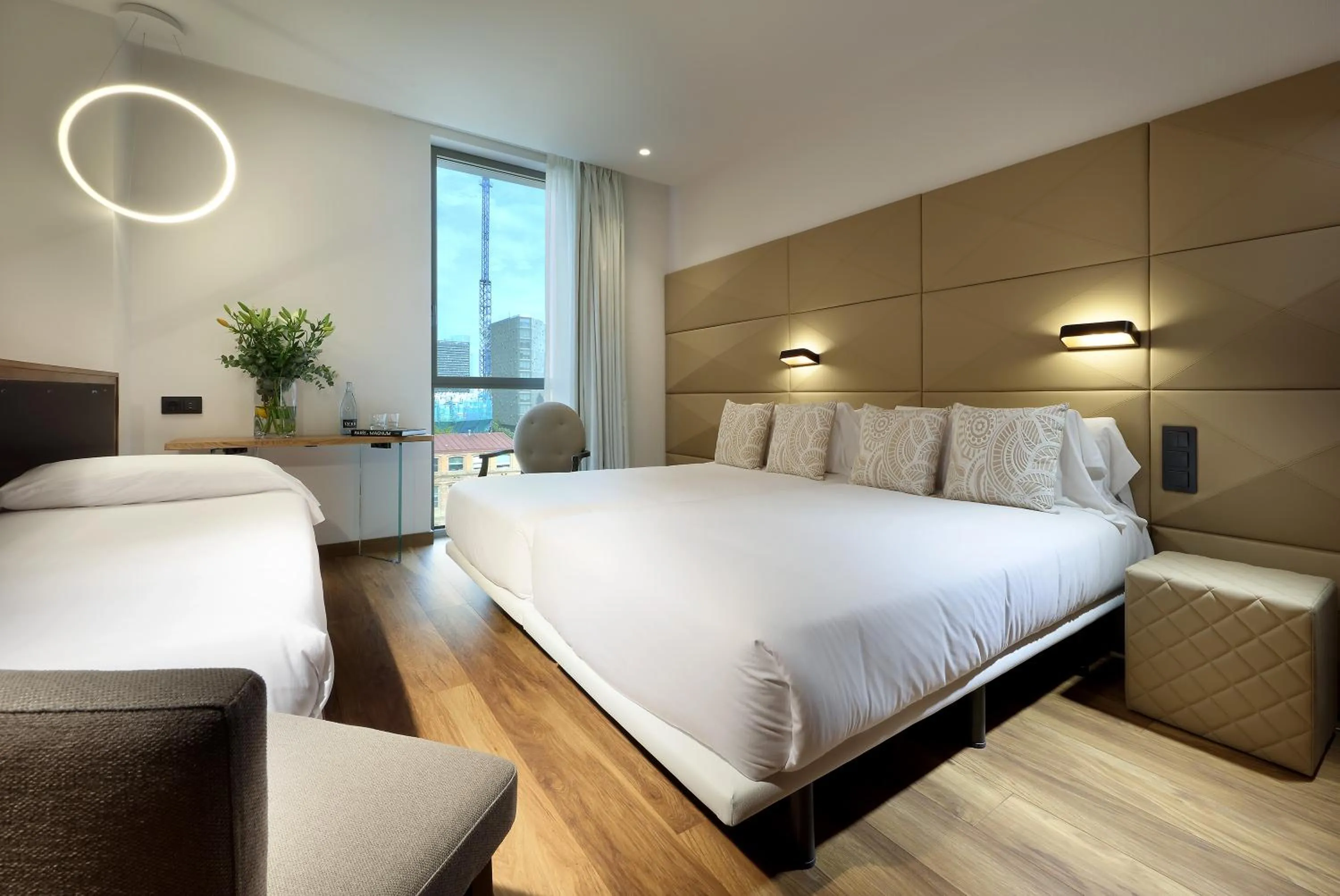 Photo of the whole room, Bed in Hotel SB Glow 4 Sup