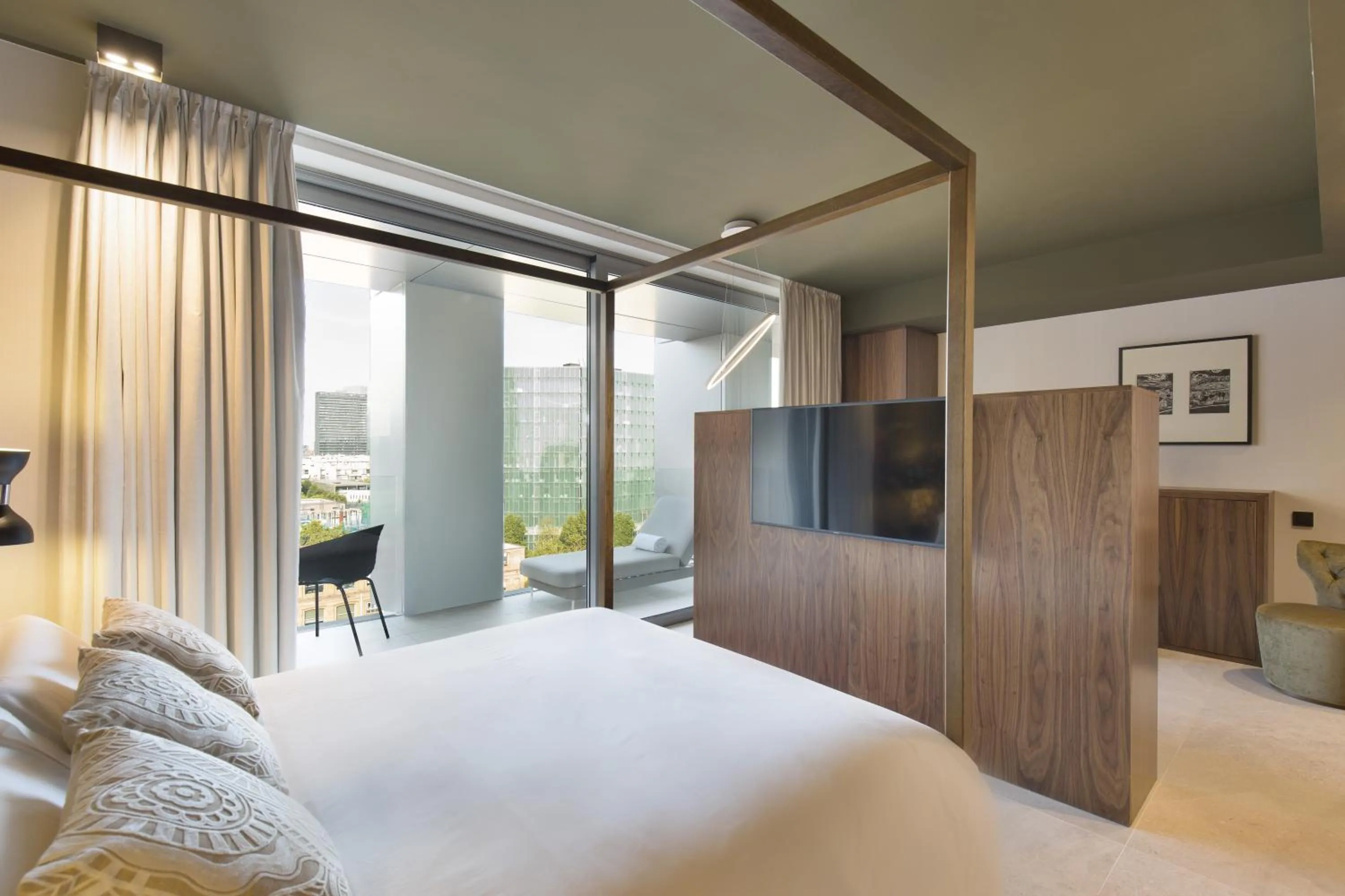 Photo of the whole room, Bed in Hotel SB Glow 4 Sup