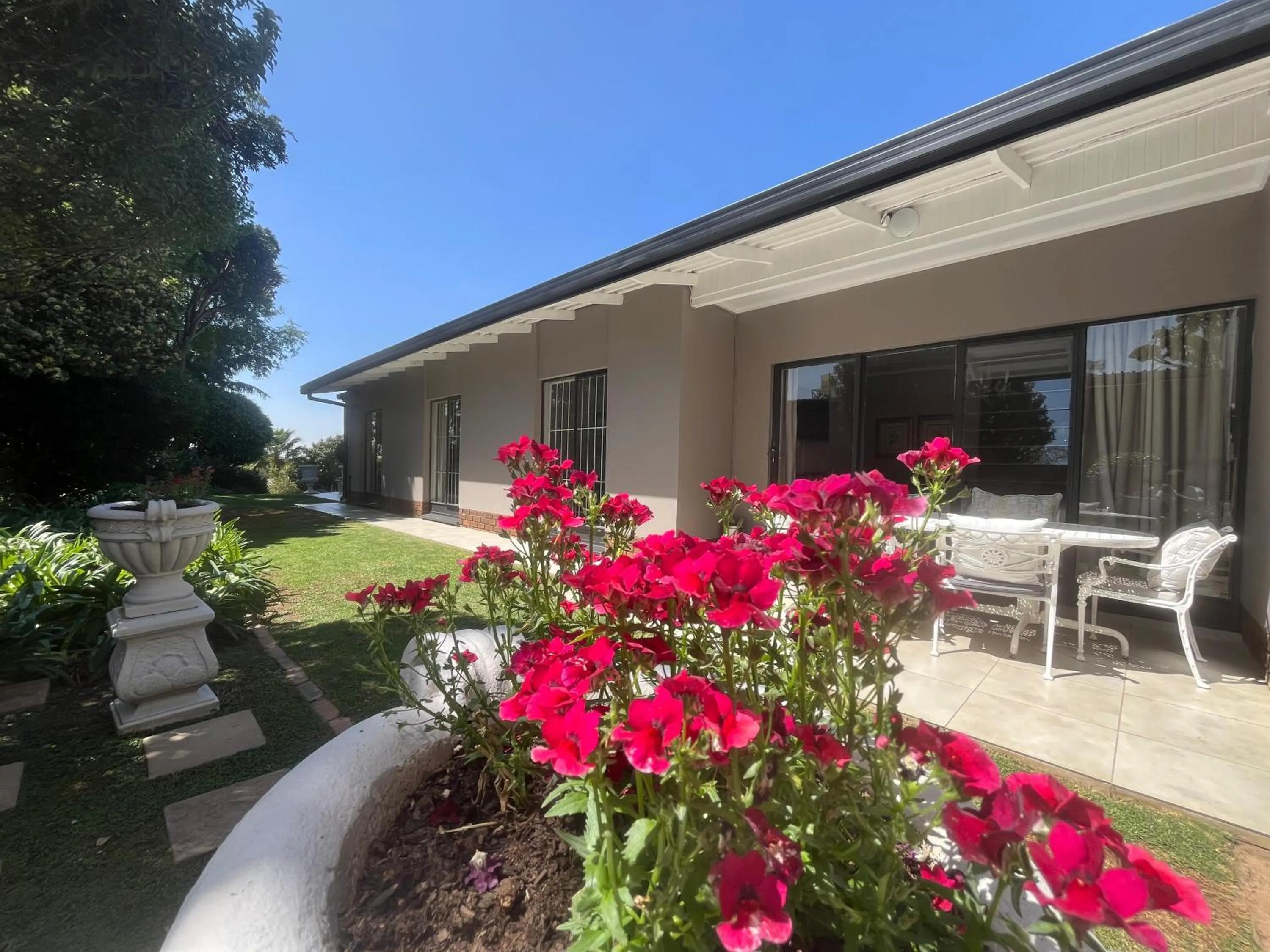 Property building in La Vida Luka - Luxury Guesthouse