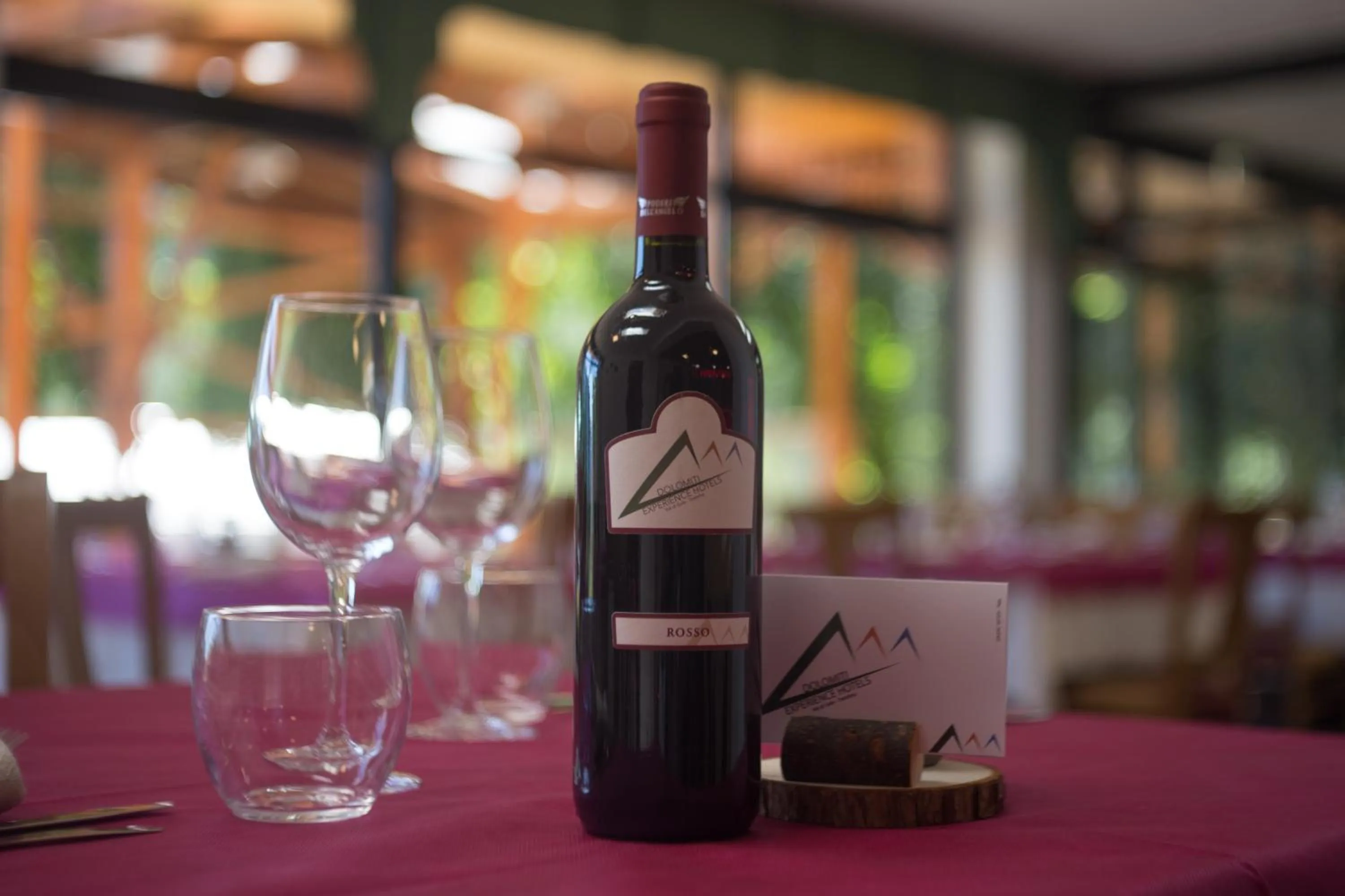 Restaurant/places to eat in Hotel Sancamillo