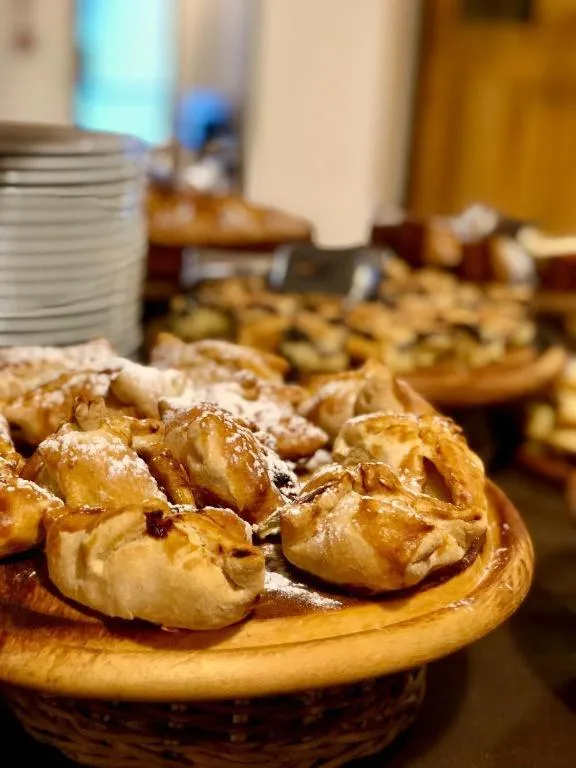 Breakfast in Hotel Sancamillo