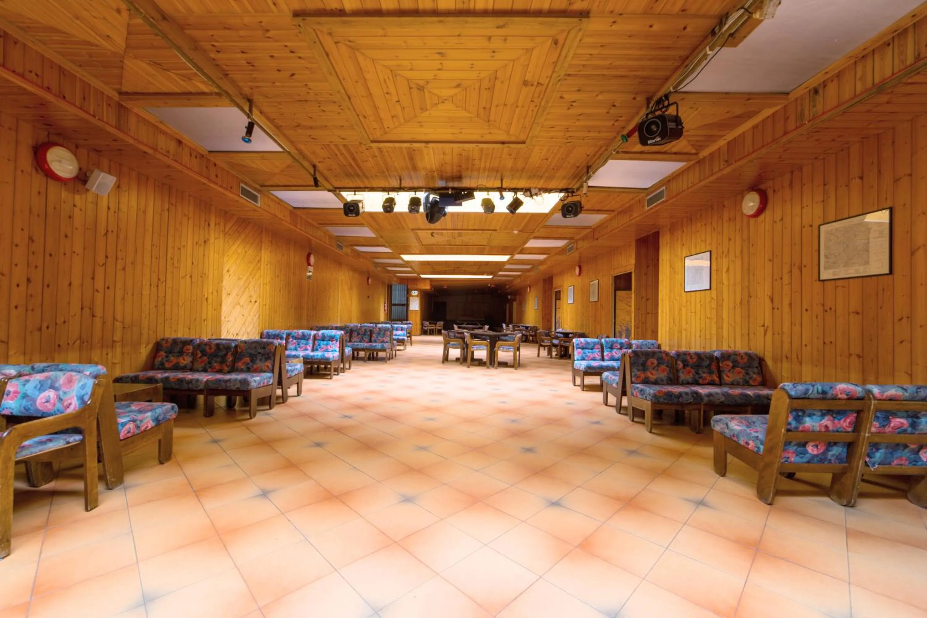 Communal lounge/ TV room in Hotel Sancamillo