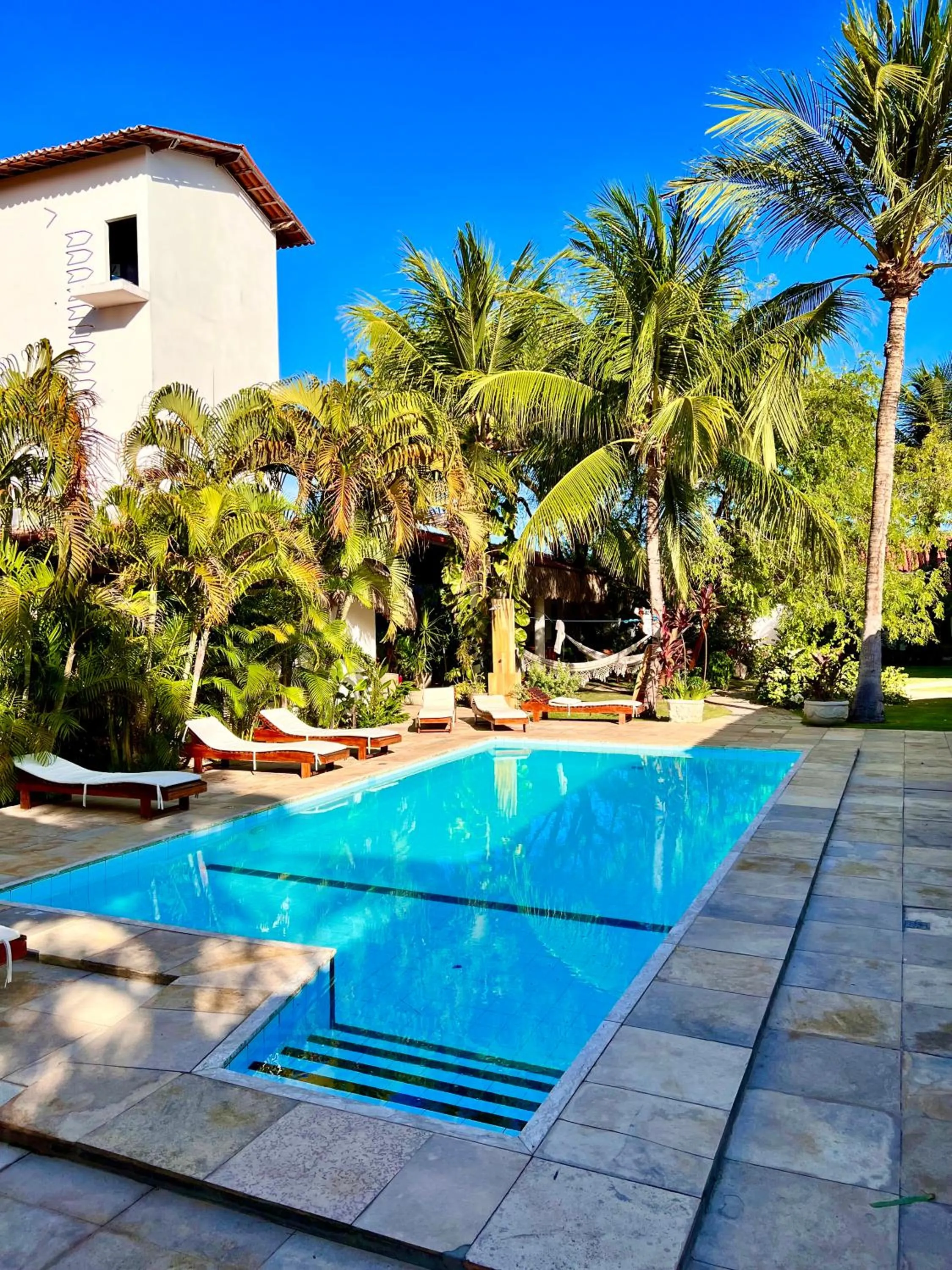 Swimming pool in Tucano Pousada