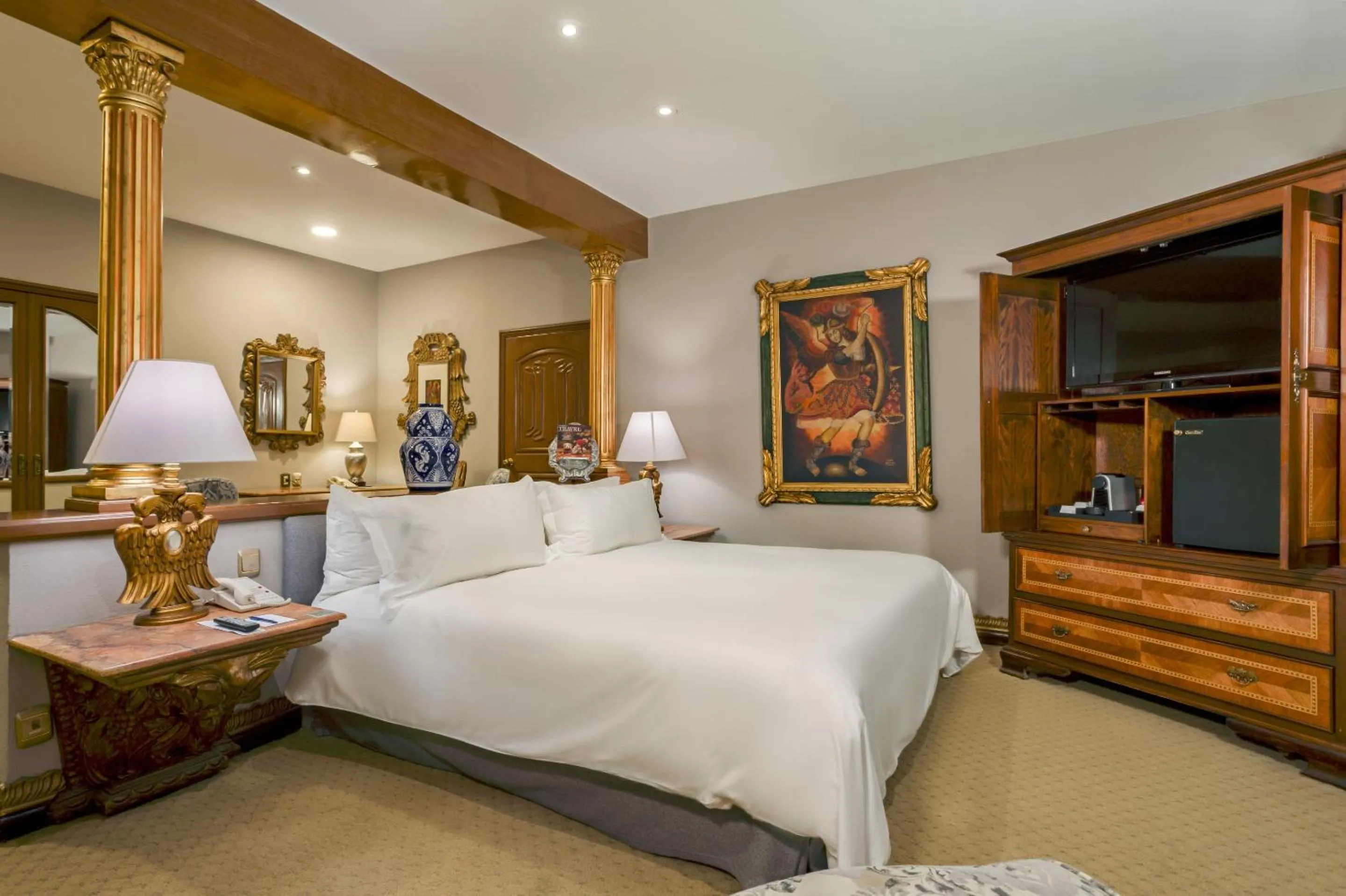 Bedroom, Bed in Quinta Real Saltillo