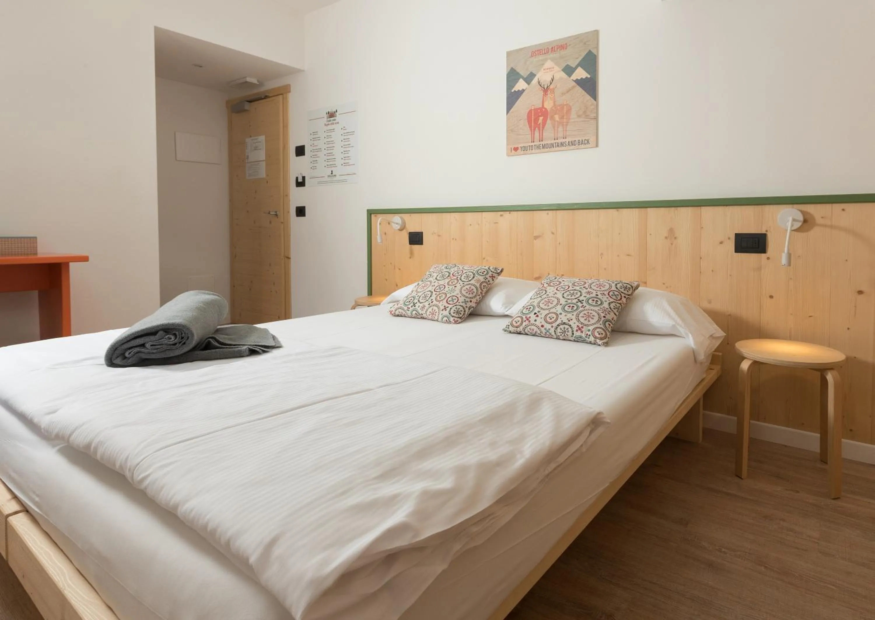 Bedroom, Bed in Ostello Alpino