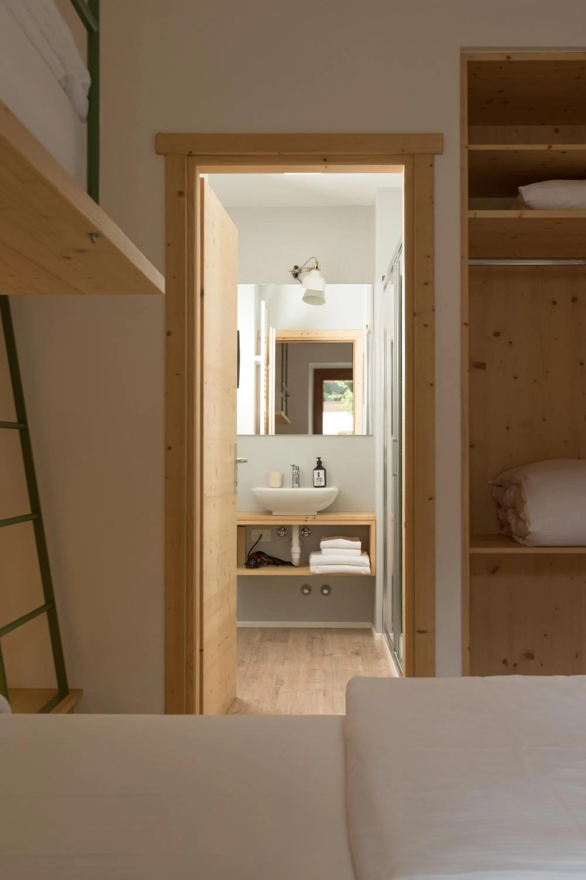 Photo of the whole room, Bed in Ostello Alpino