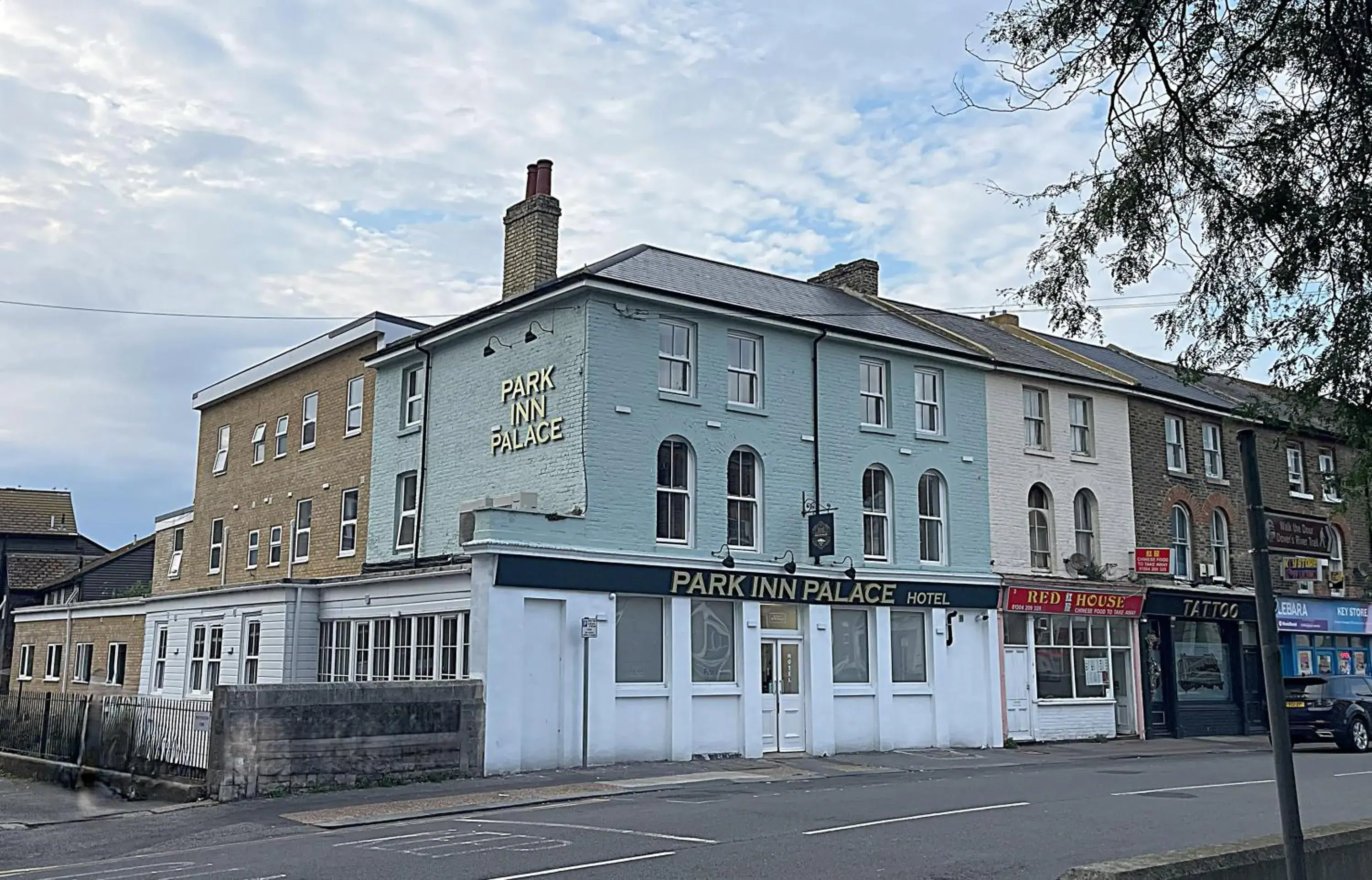 Single Room with Bathroom in Park Inn Palace Single Room with Bathroom in Park Inn Palace