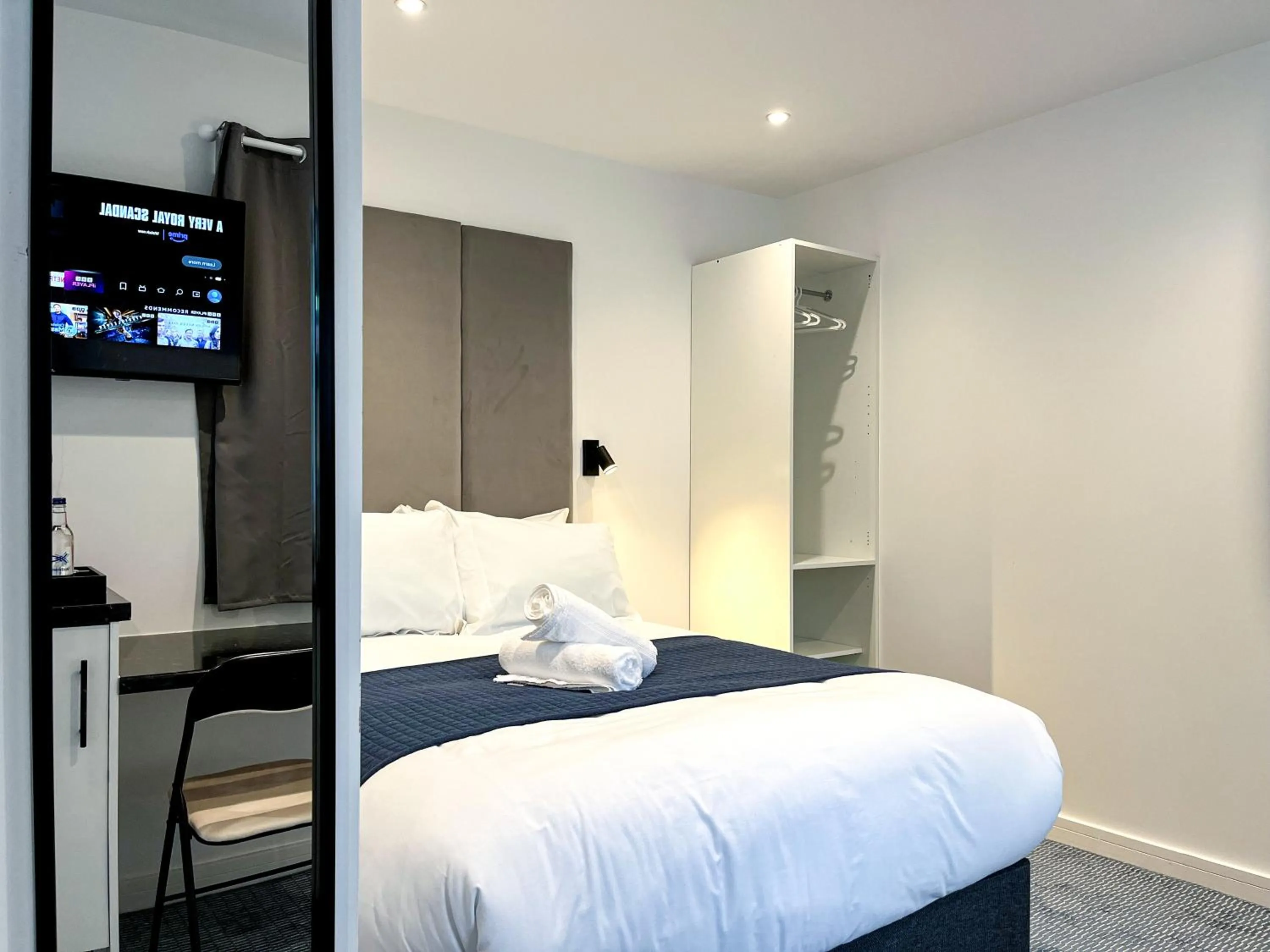 Bed in Park Inn Palace