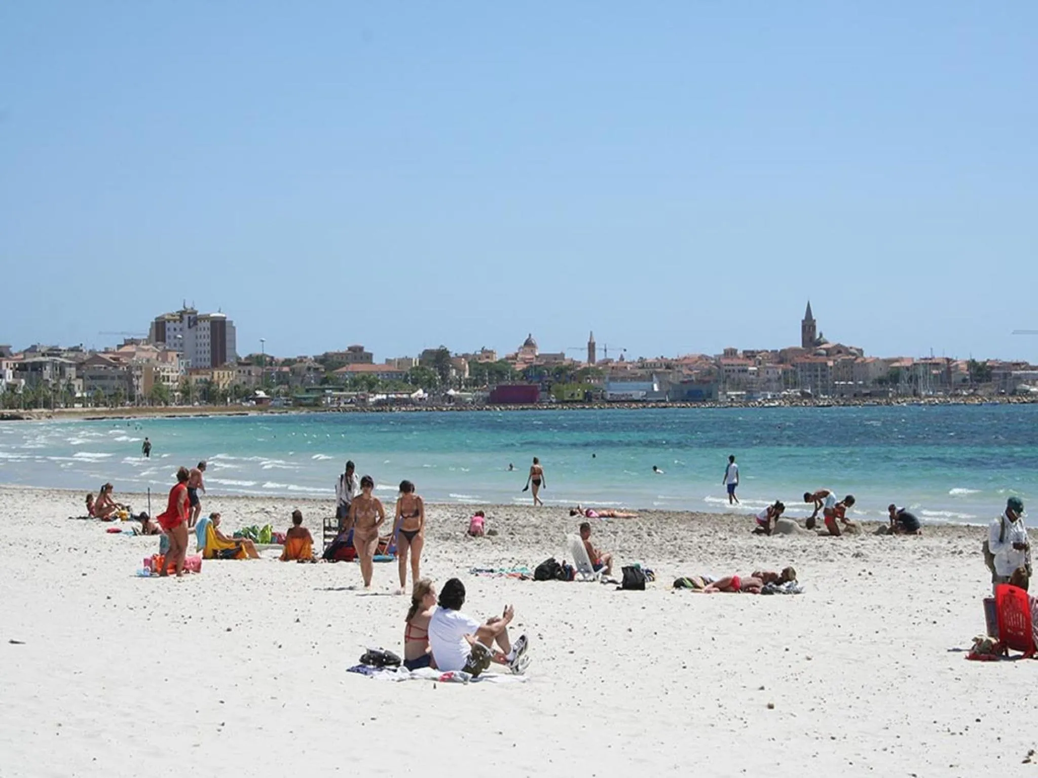 Beach in Alma di Alghero Apartments