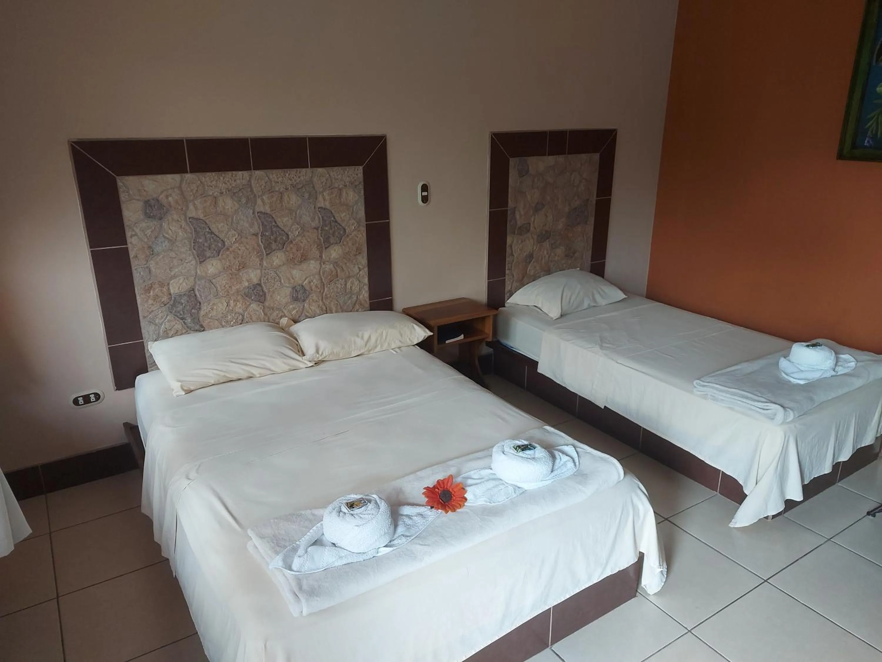 Photo of the whole room, Bed in Hotel Torre Fuerte