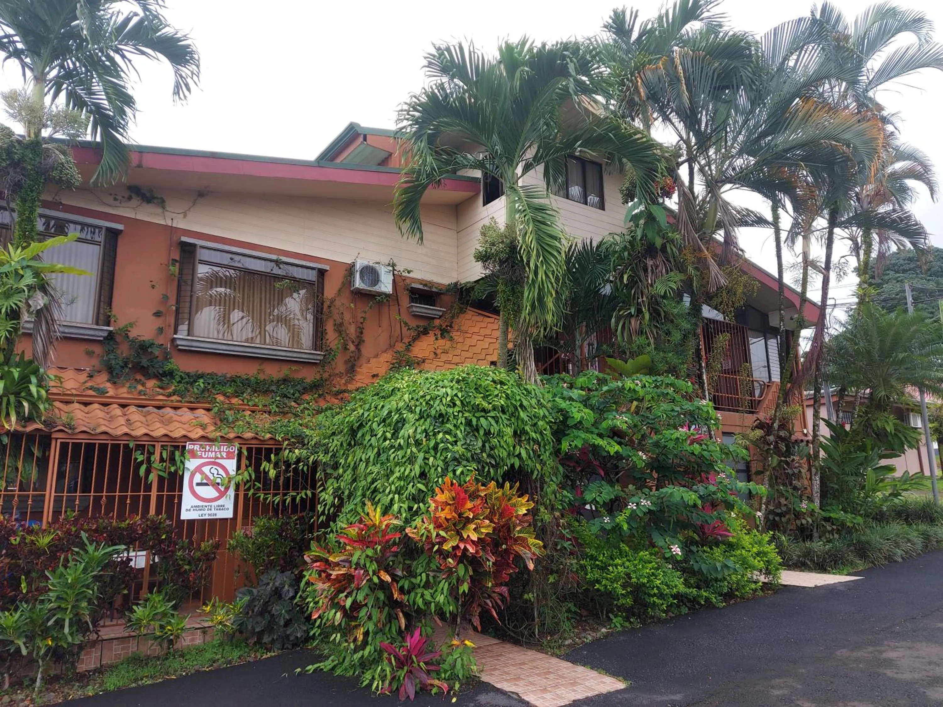 Property building in Hotel Torre Fuerte