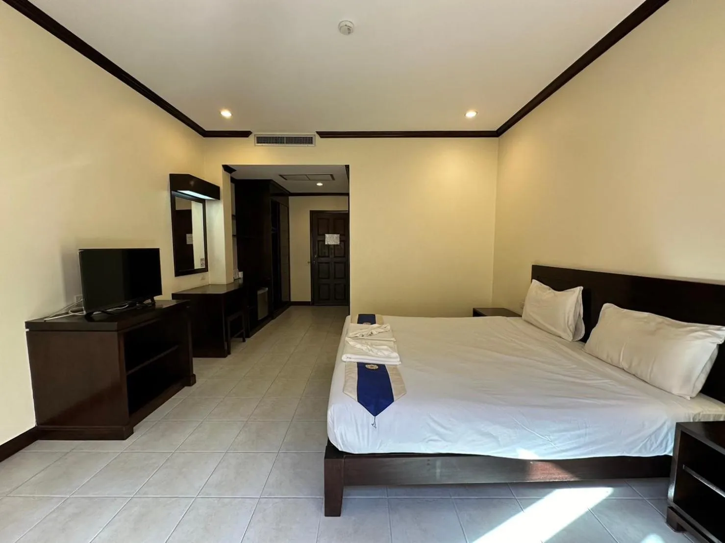 Bed in Baan Kingkeaw Thamdee Patong
