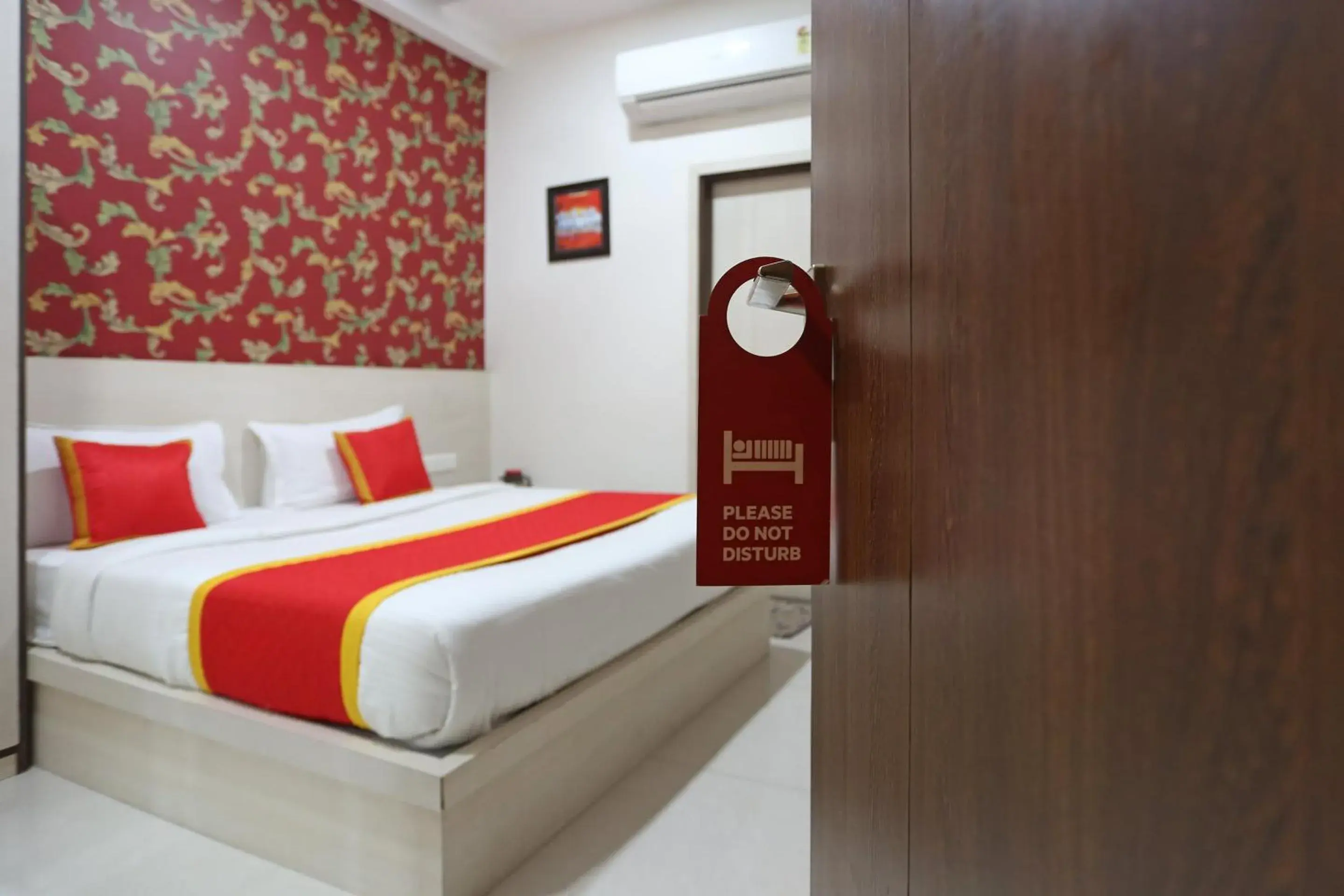 Super Capital O Swastika Super Capital O Swastika