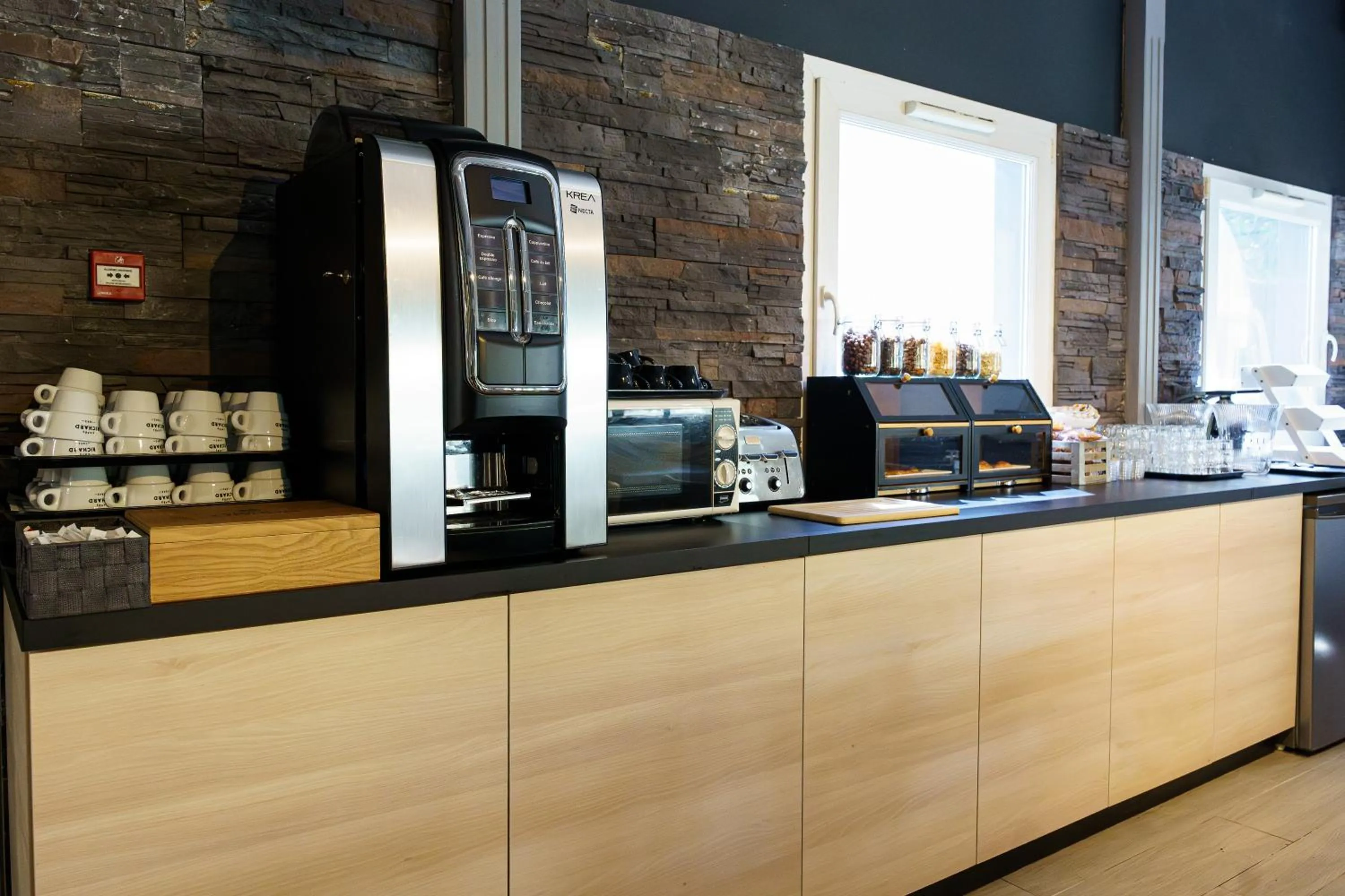 Breakfast in Brit Hotel Confort Manosque Cadarache