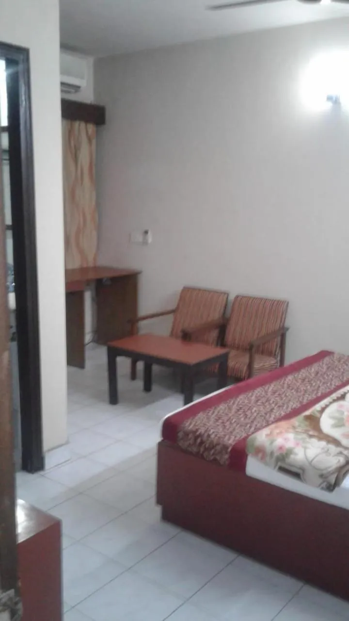 Bedroom, Bed in Pamposh Guest House GK II Market